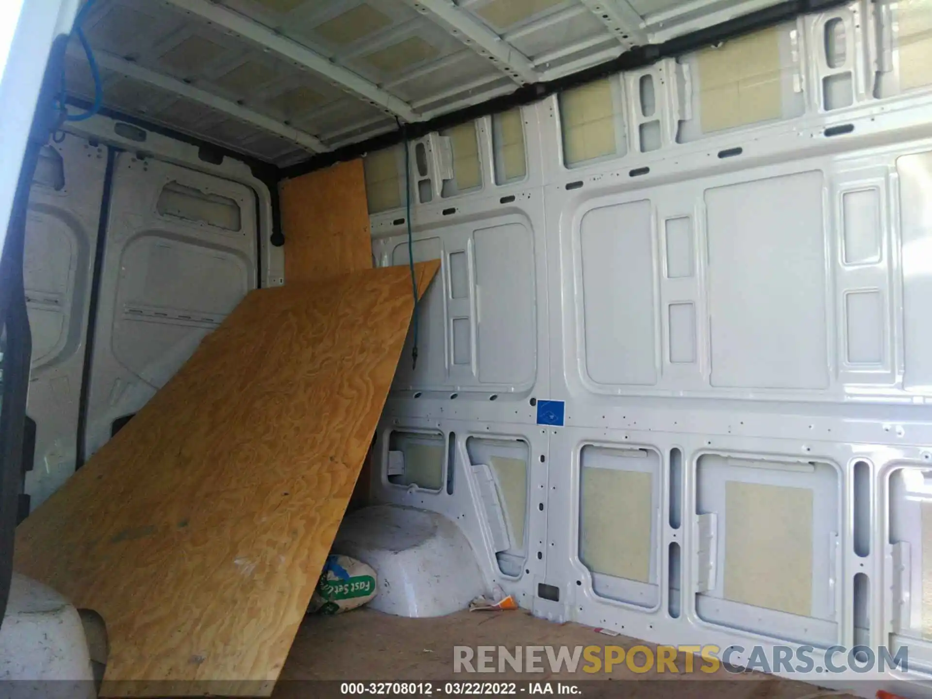 8 Photograph of a damaged car WD4PF0CD6KT013368 MERCEDES-BENZ SPRINTER VAN 2019