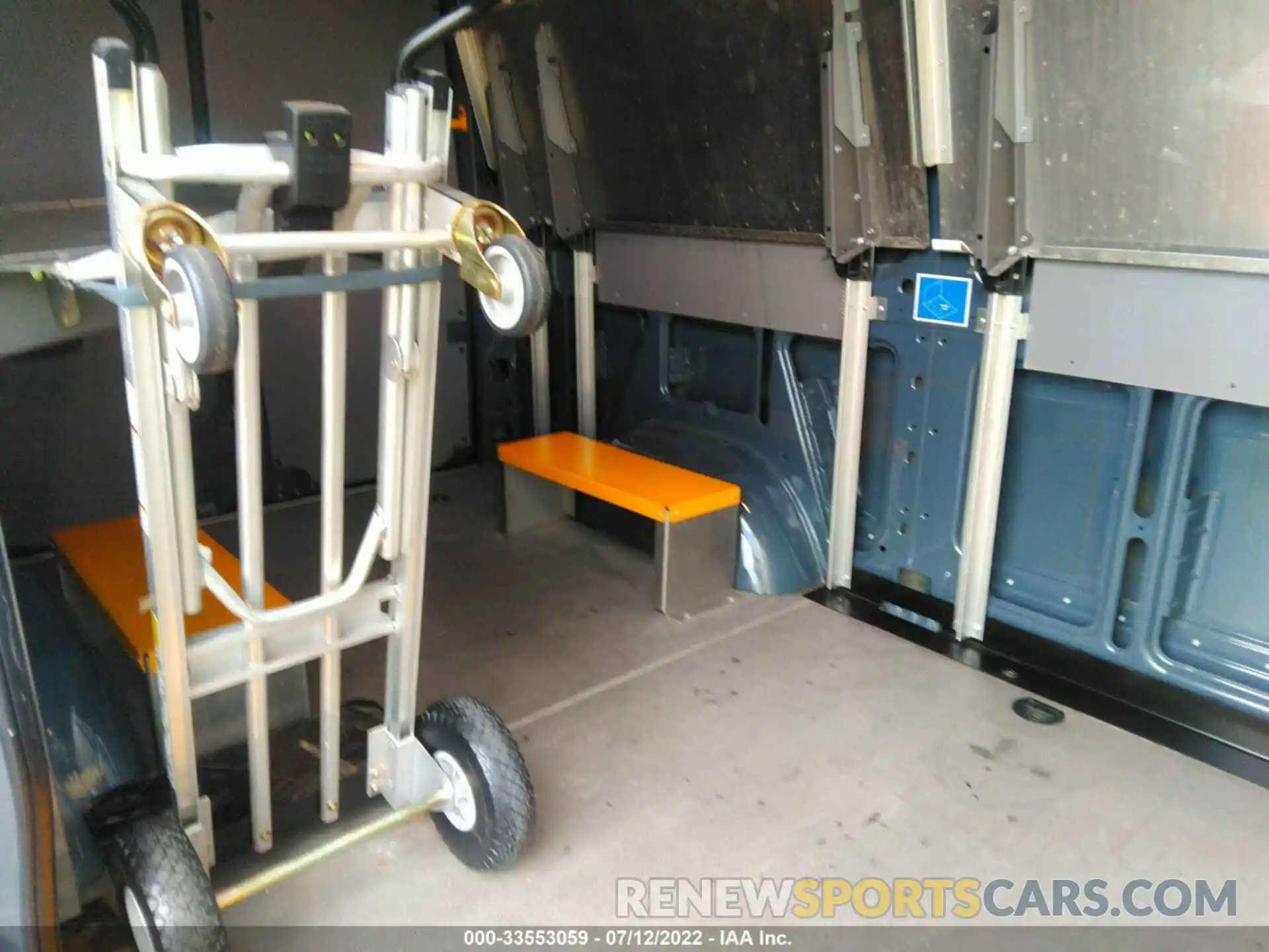 8 Photograph of a damaged car WD4PF0CD7KP032519 MERCEDES-BENZ SPRINTER VAN 2019