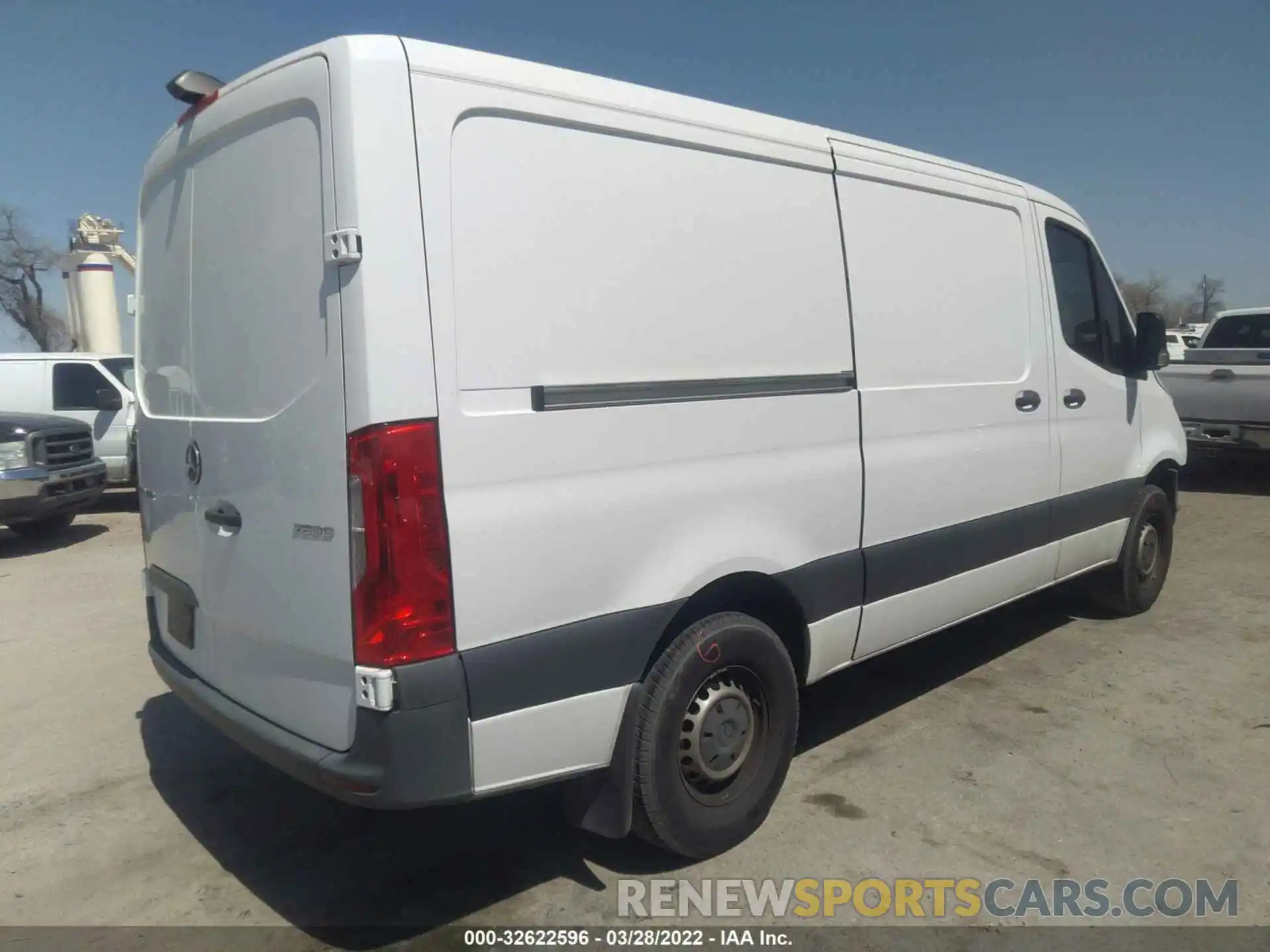 4 Фотография поврежденного автомобиля WD4PF0CD7KT007918 MERCEDES-BENZ SPRINTER VAN 2019