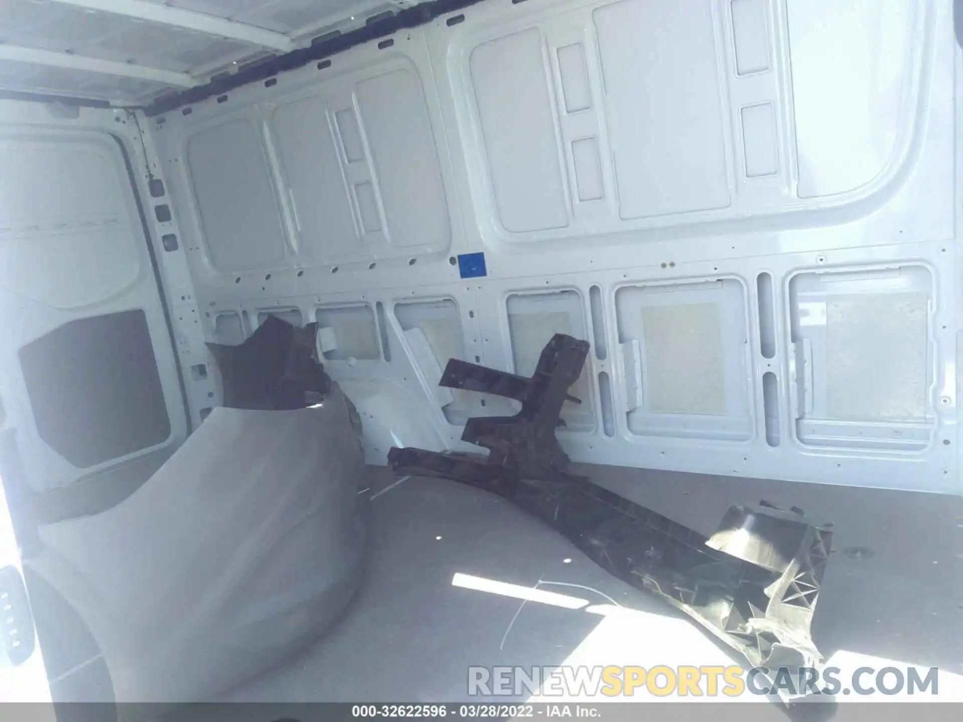 8 Photograph of a damaged car WD4PF0CD7KT007918 MERCEDES-BENZ SPRINTER VAN 2019