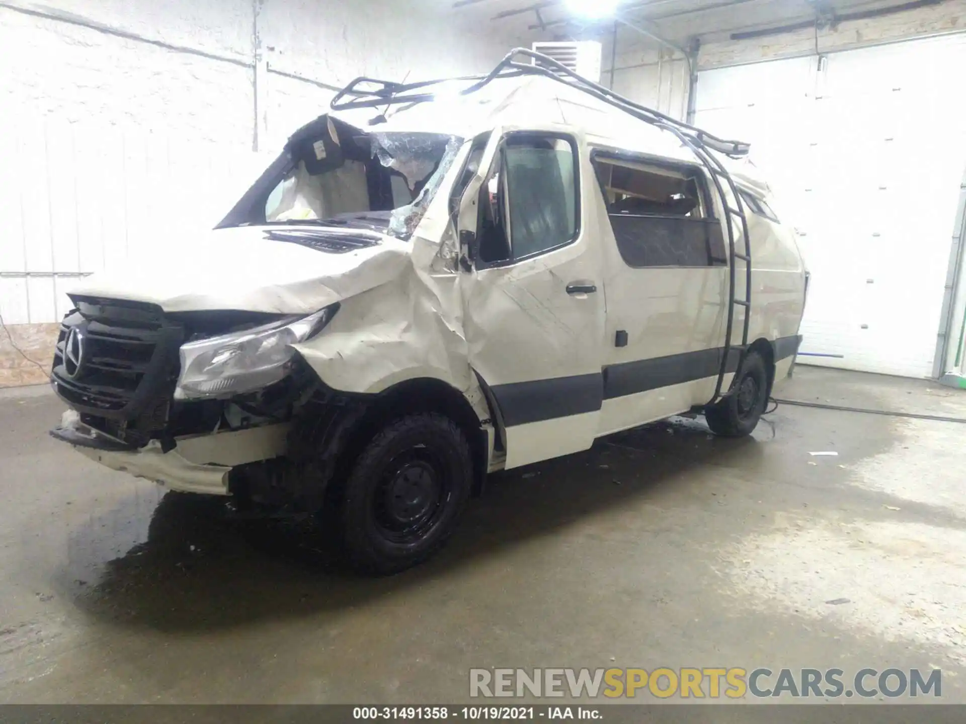 2 Фотография поврежденного автомобиля WD4PF0CD8KP115800 MERCEDES-BENZ SPRINTER VAN 2019