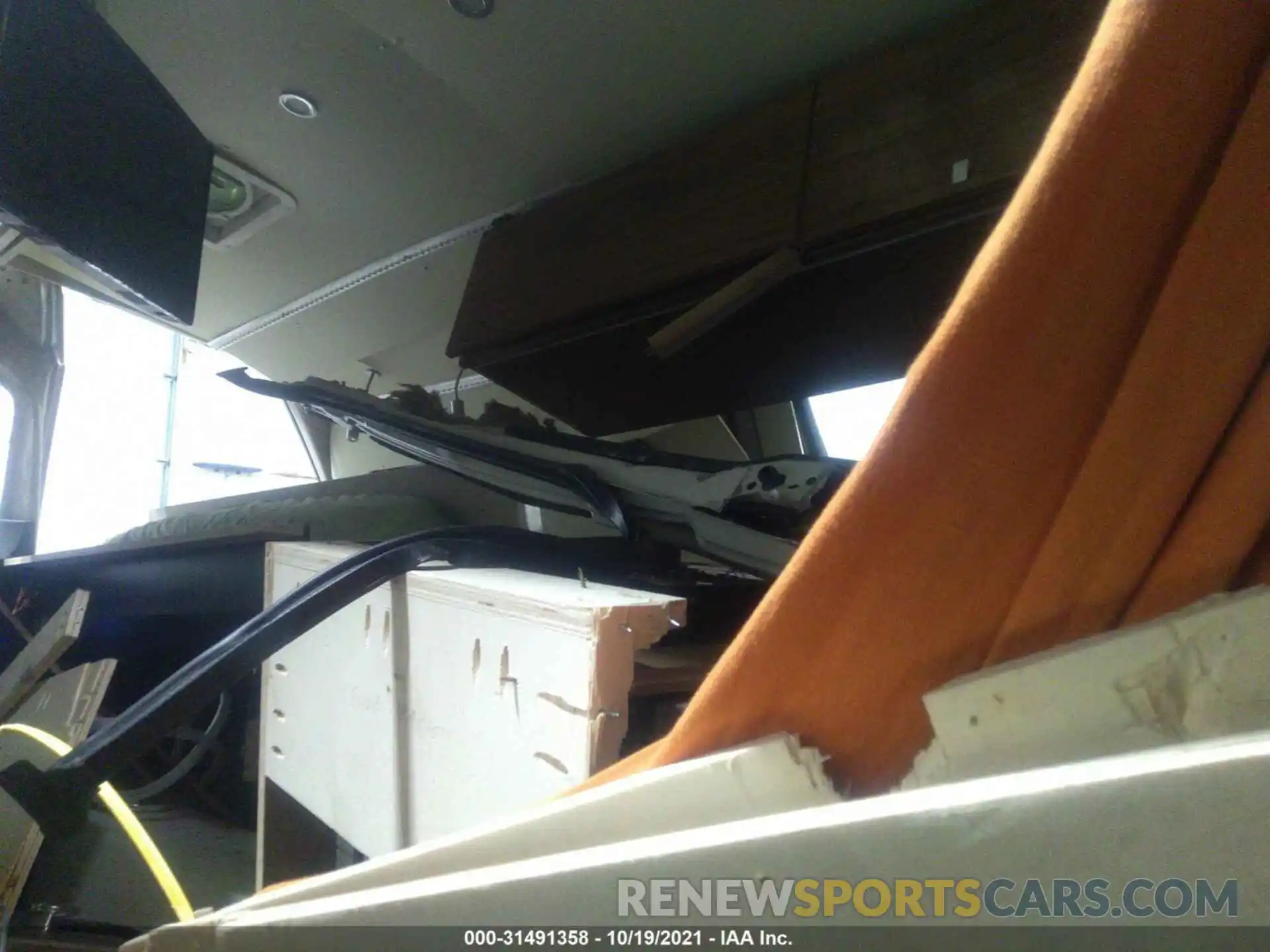 8 Photograph of a damaged car WD4PF0CD8KP115800 MERCEDES-BENZ SPRINTER VAN 2019