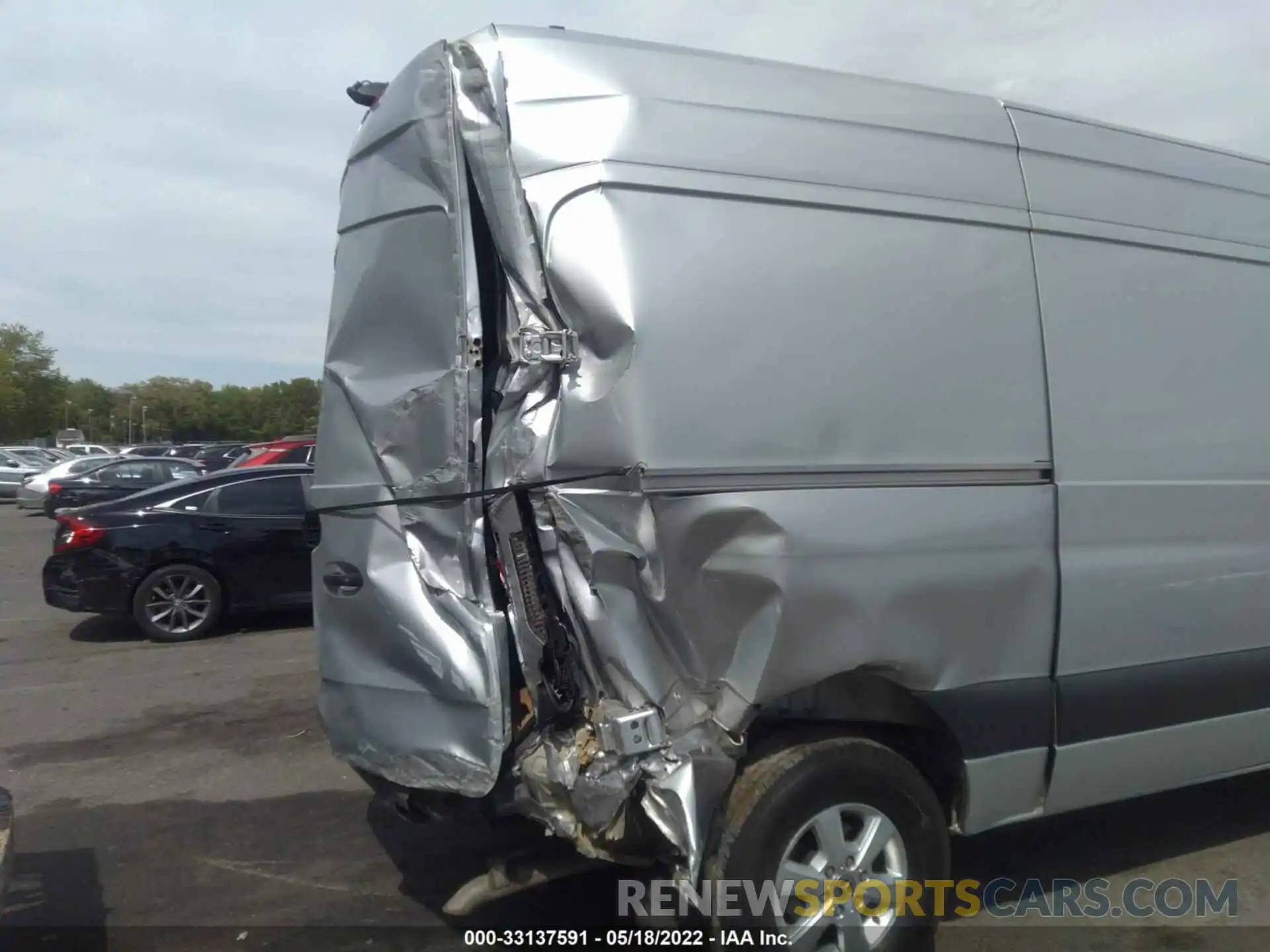 6 Photograph of a damaged car WD4PF0CDXKP036032 MERCEDES-BENZ SPRINTER VAN 2019