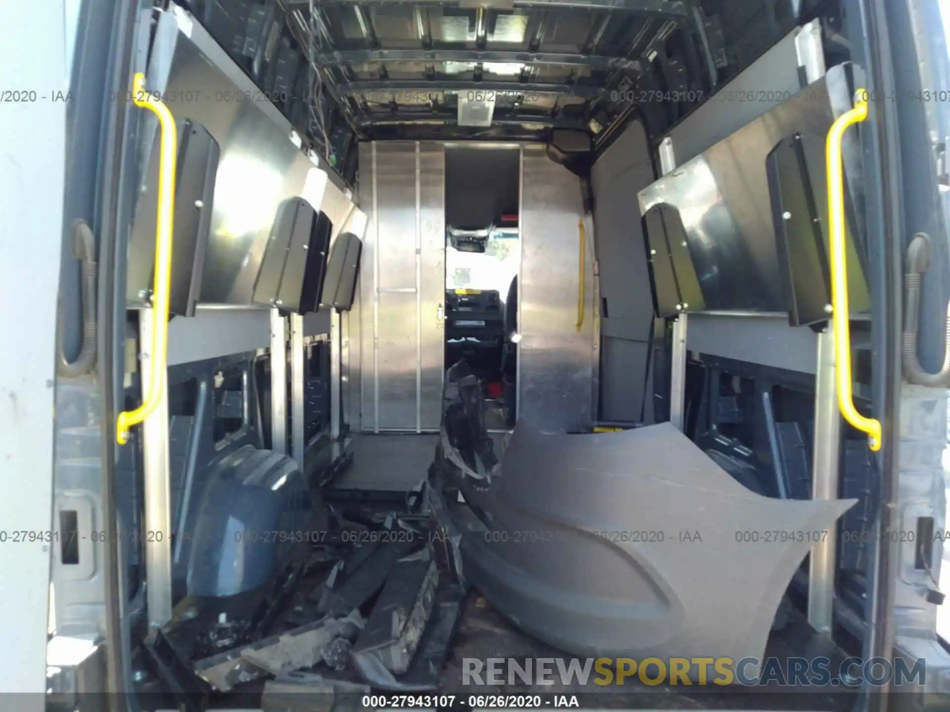 8 Photograph of a damaged car WD4PF0CDXKP048522 MERCEDES-BENZ SPRINTER VAN 2019