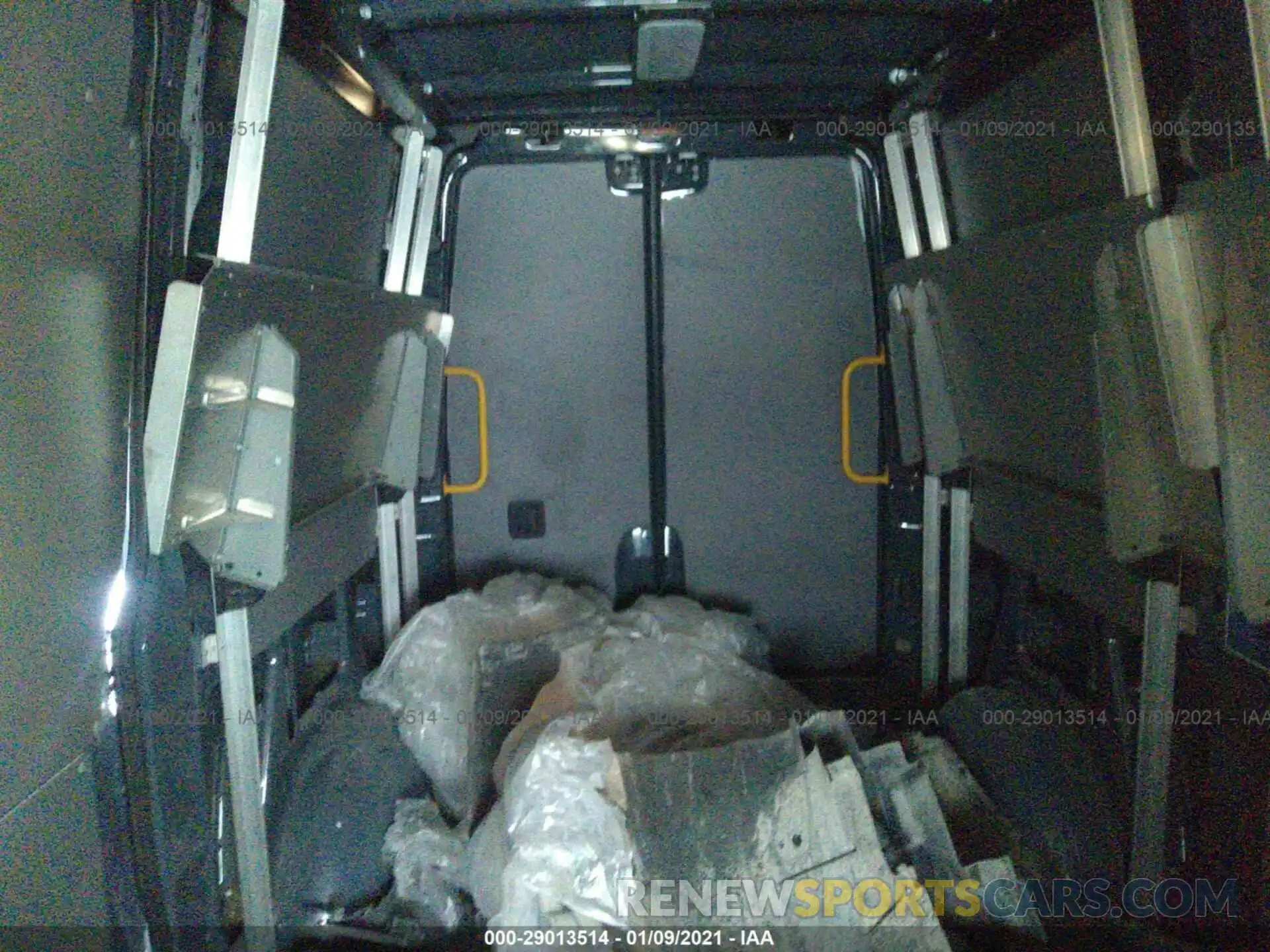 8 Фотография поврежденного автомобиля WD4PF0CDXKP089815 MERCEDES-BENZ SPRINTER VAN 2019