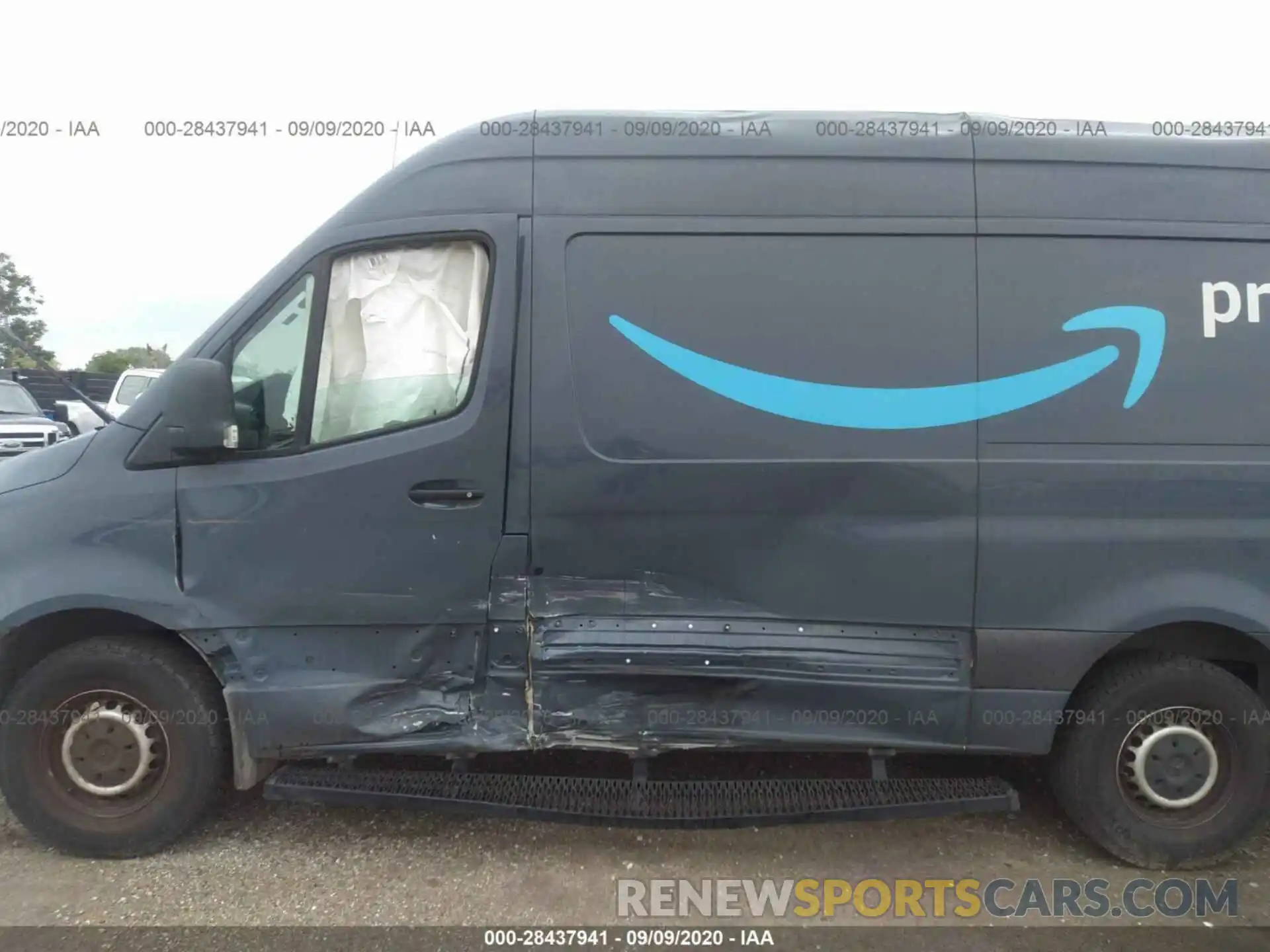 6 Photograph of a damaged car WD4PF0CDXKP094156 MERCEDES-BENZ SPRINTER VAN 2019