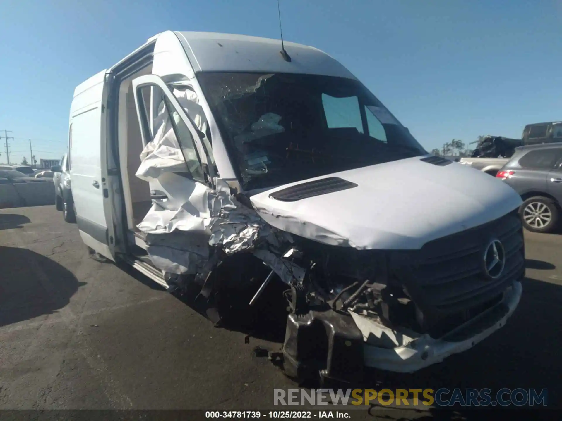 1 Photograph of a damaged car WD4PF1CD0KP023411 MERCEDES-BENZ SPRINTER VAN 2019