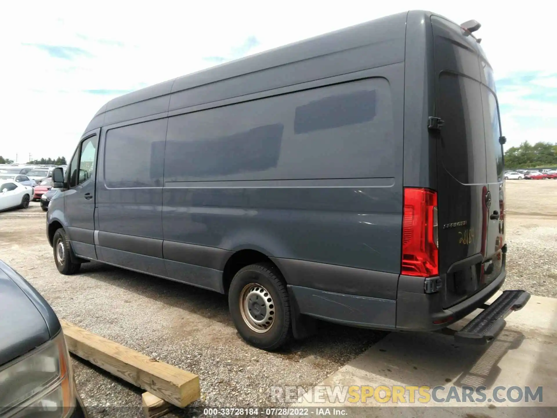 3 Фотография поврежденного автомобиля WD4PF1CD1KP133075 MERCEDES-BENZ SPRINTER VAN 2019