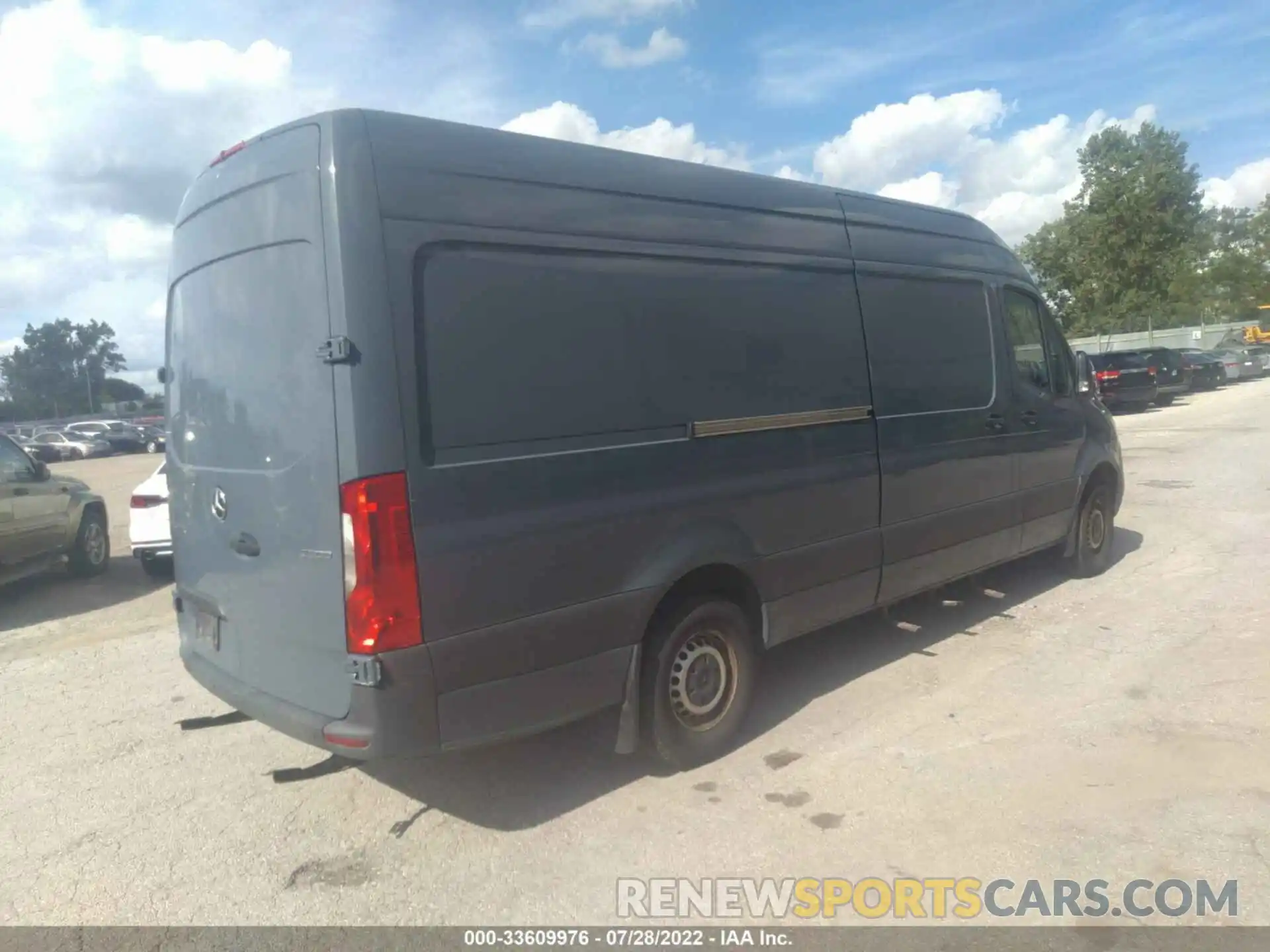 4 Фотография поврежденного автомобиля WD4PF1CD1KP152693 MERCEDES-BENZ SPRINTER VAN 2019