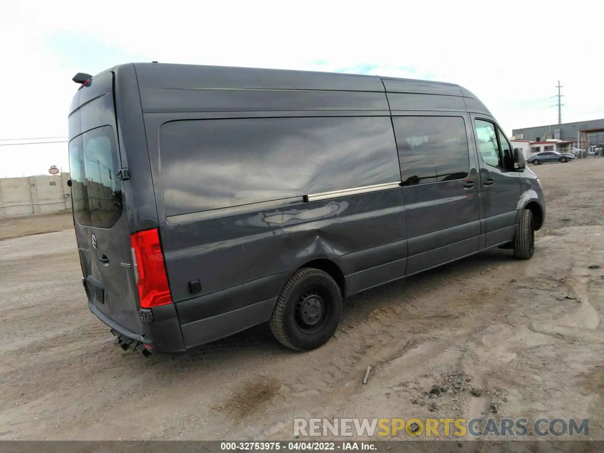 4 Фотография поврежденного автомобиля WD4PF1CD1KP161877 MERCEDES-BENZ SPRINTER VAN 2019