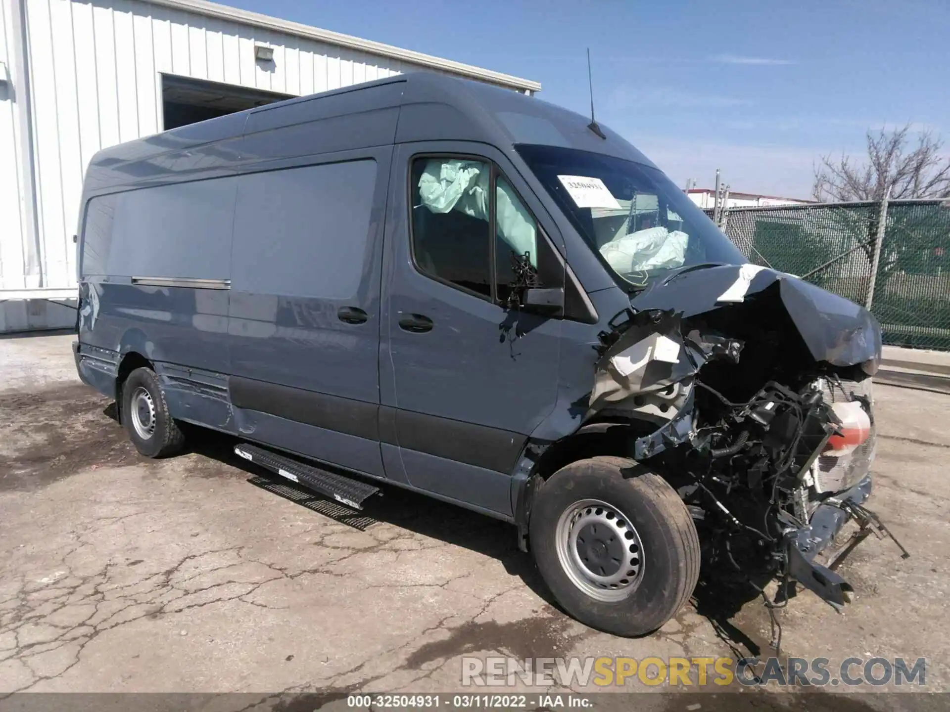 1 Photograph of a damaged car WD4PF1CD2KP127026 MERCEDES-BENZ SPRINTER VAN 2019