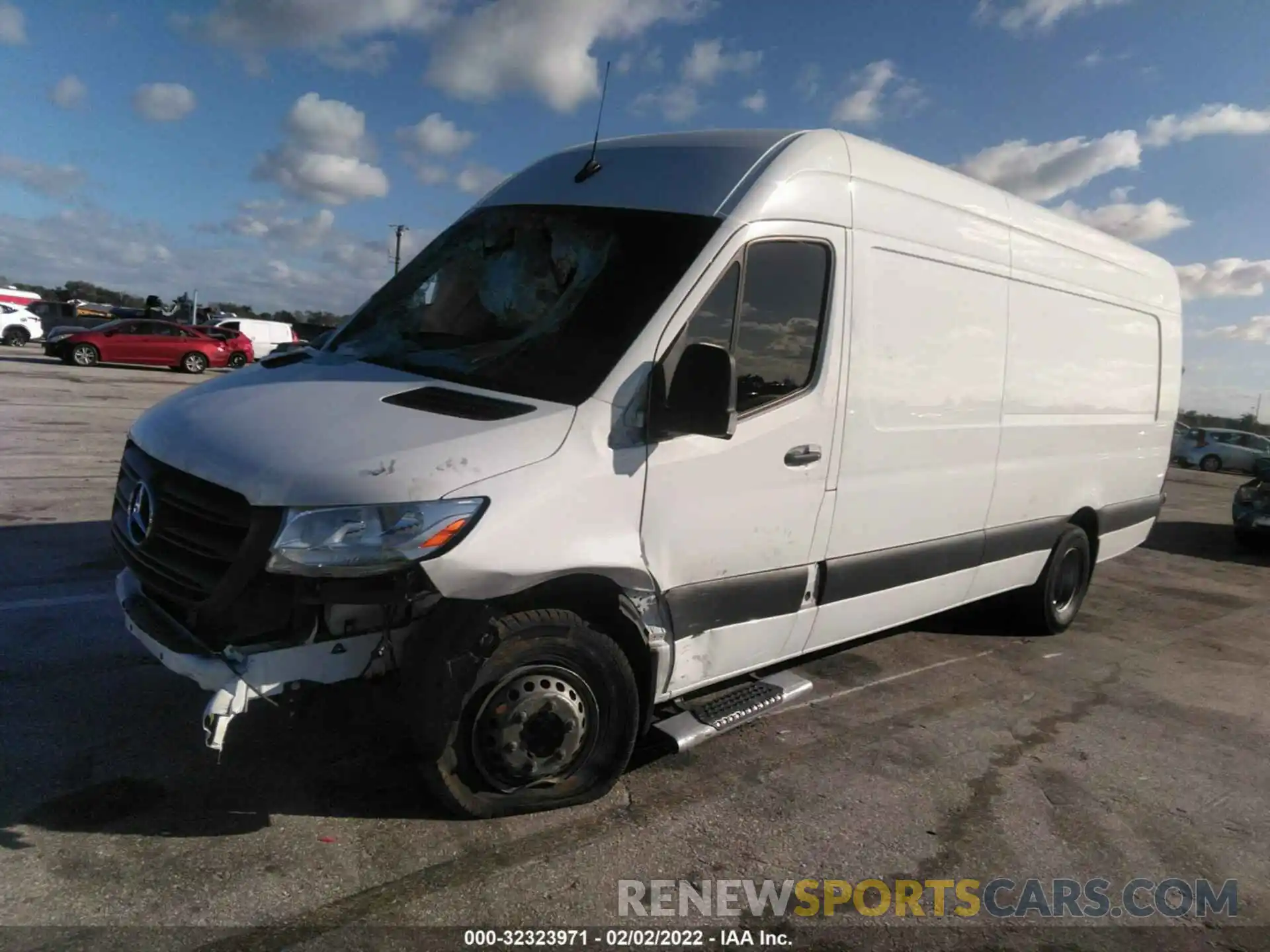 2 Фотография поврежденного автомобиля WD4PF1CD2KP177229 MERCEDES-BENZ SPRINTER VAN 2019