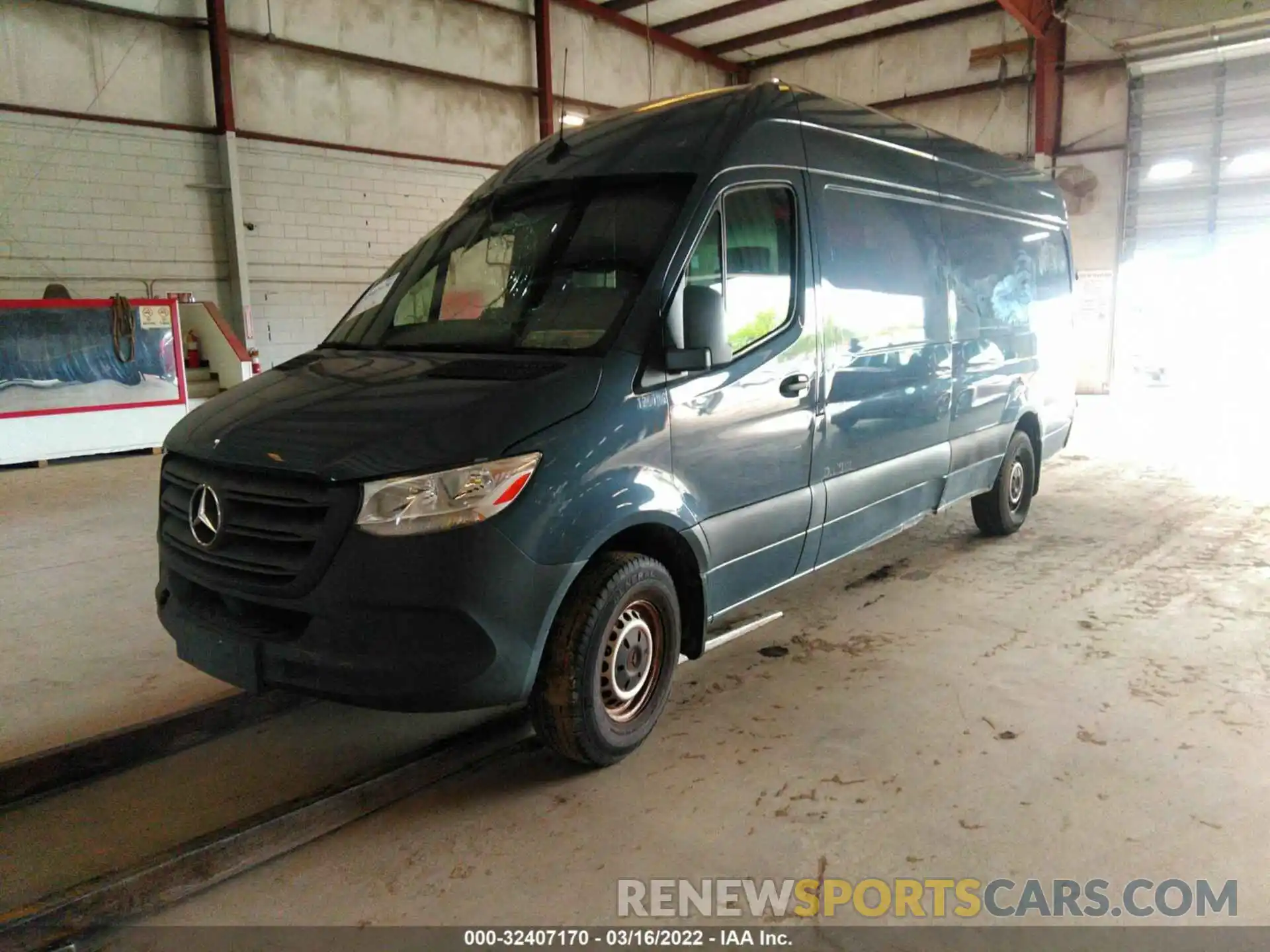 2 Фотография поврежденного автомобиля WD4PF1CD4KP138271 MERCEDES-BENZ SPRINTER VAN 2019