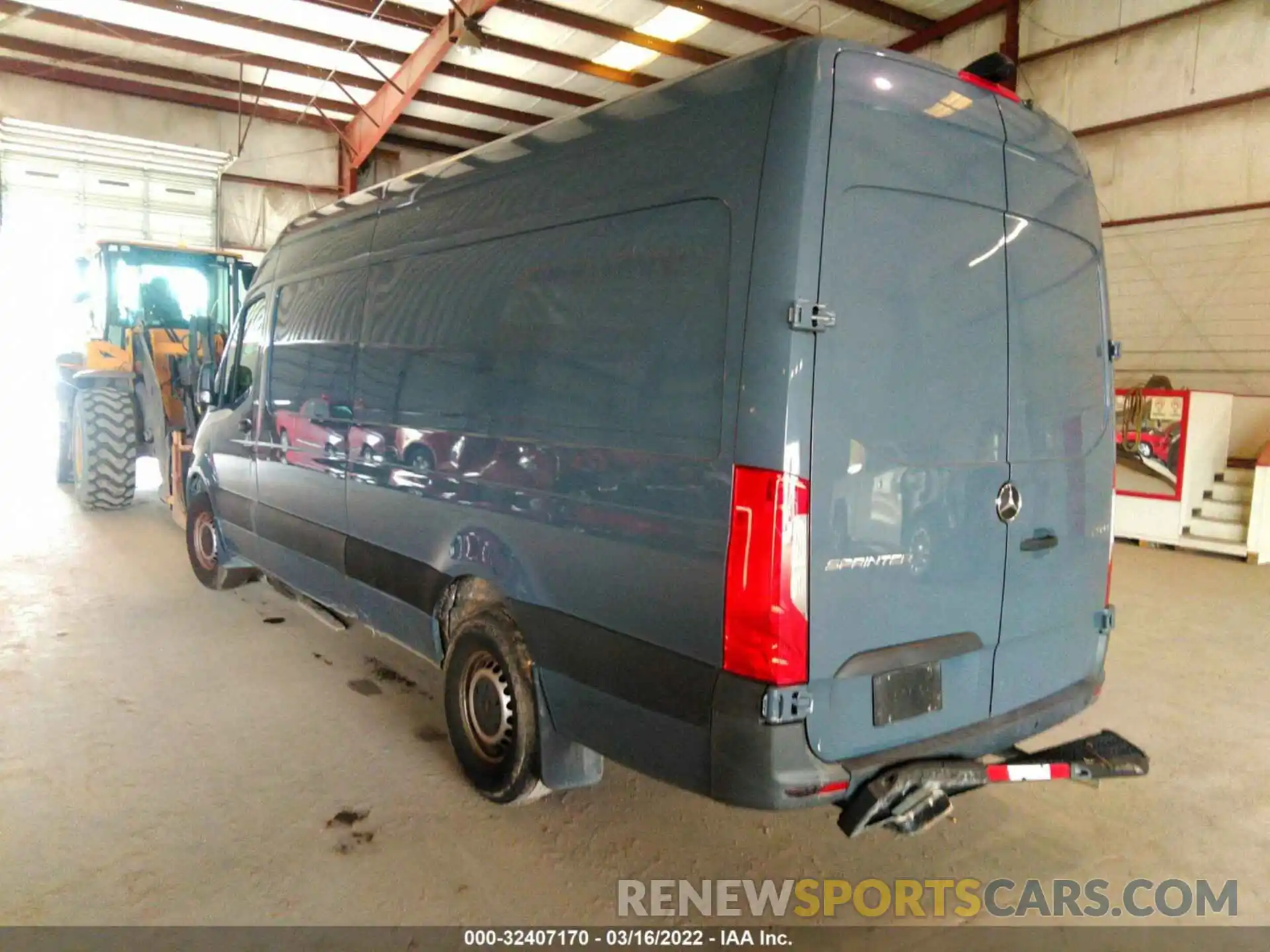 3 Фотография поврежденного автомобиля WD4PF1CD4KP138271 MERCEDES-BENZ SPRINTER VAN 2019