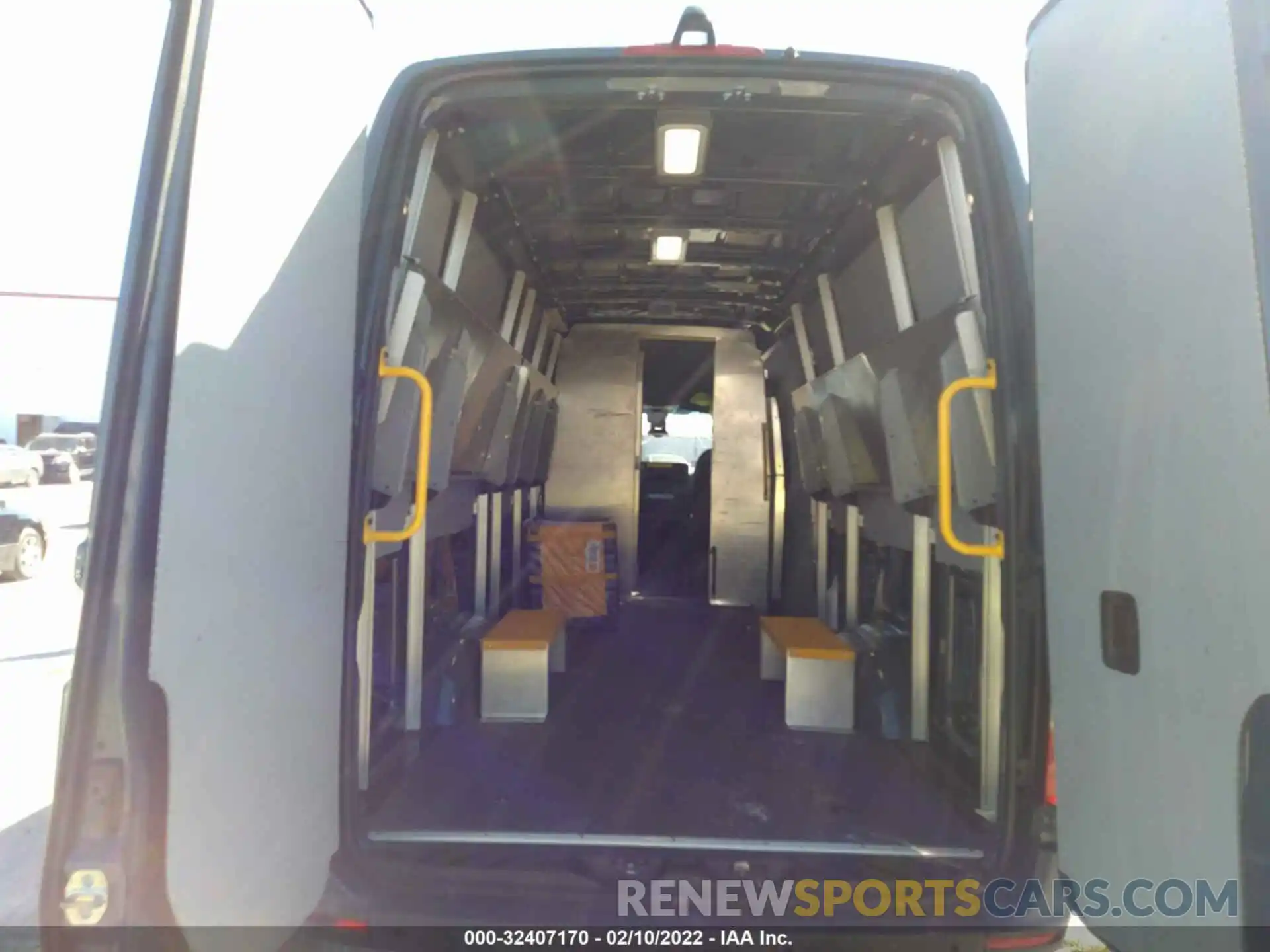 8 Фотография поврежденного автомобиля WD4PF1CD4KP138271 MERCEDES-BENZ SPRINTER VAN 2019