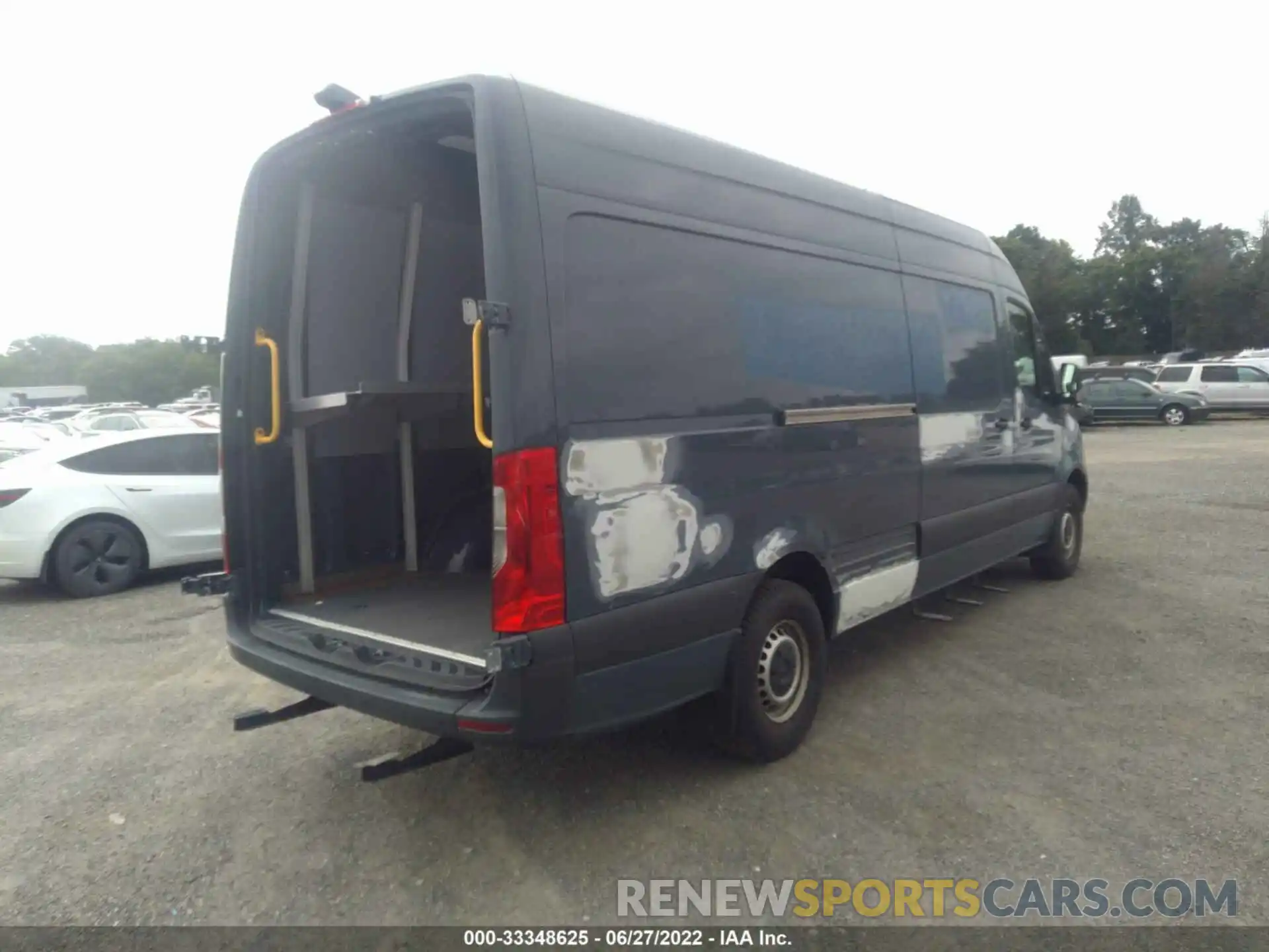 4 Фотография поврежденного автомобиля WD4PF1CD4KP142580 MERCEDES-BENZ SPRINTER VAN 2019