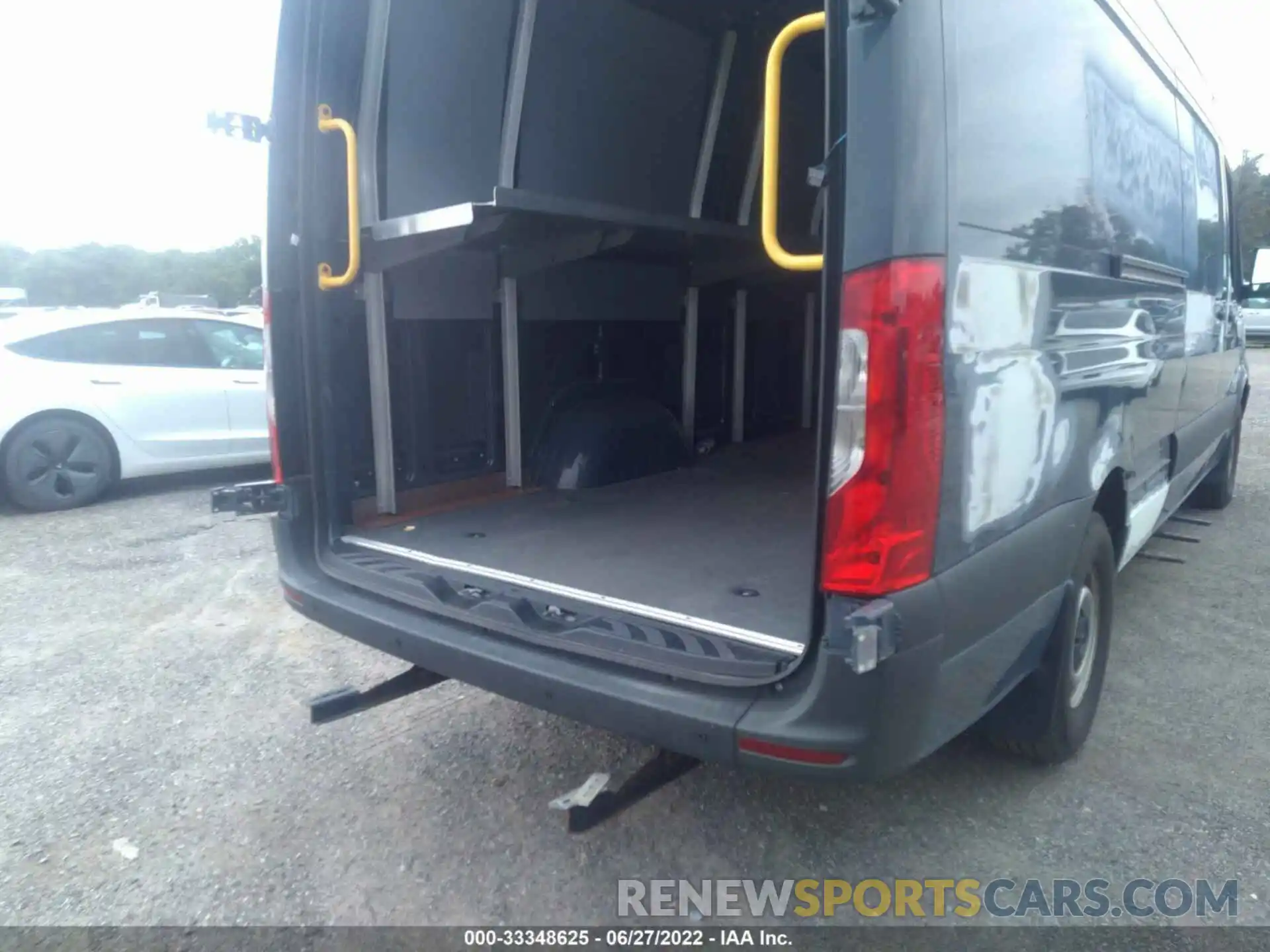 6 Photograph of a damaged car WD4PF1CD4KP142580 MERCEDES-BENZ SPRINTER VAN 2019