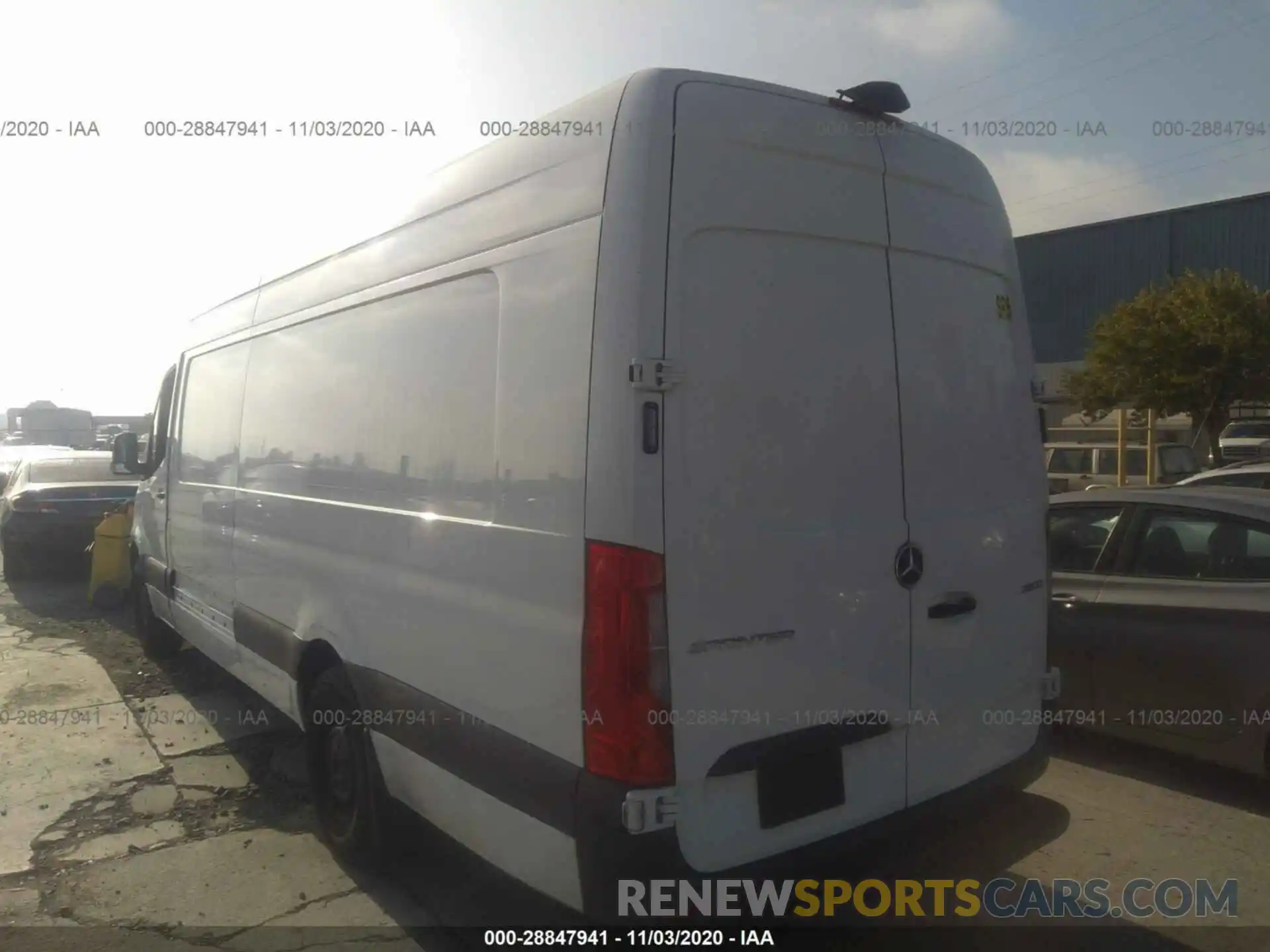 3 Photograph of a damaged car WD4PF1CD4KT014525 MERCEDES-BENZ SPRINTER VAN 2019