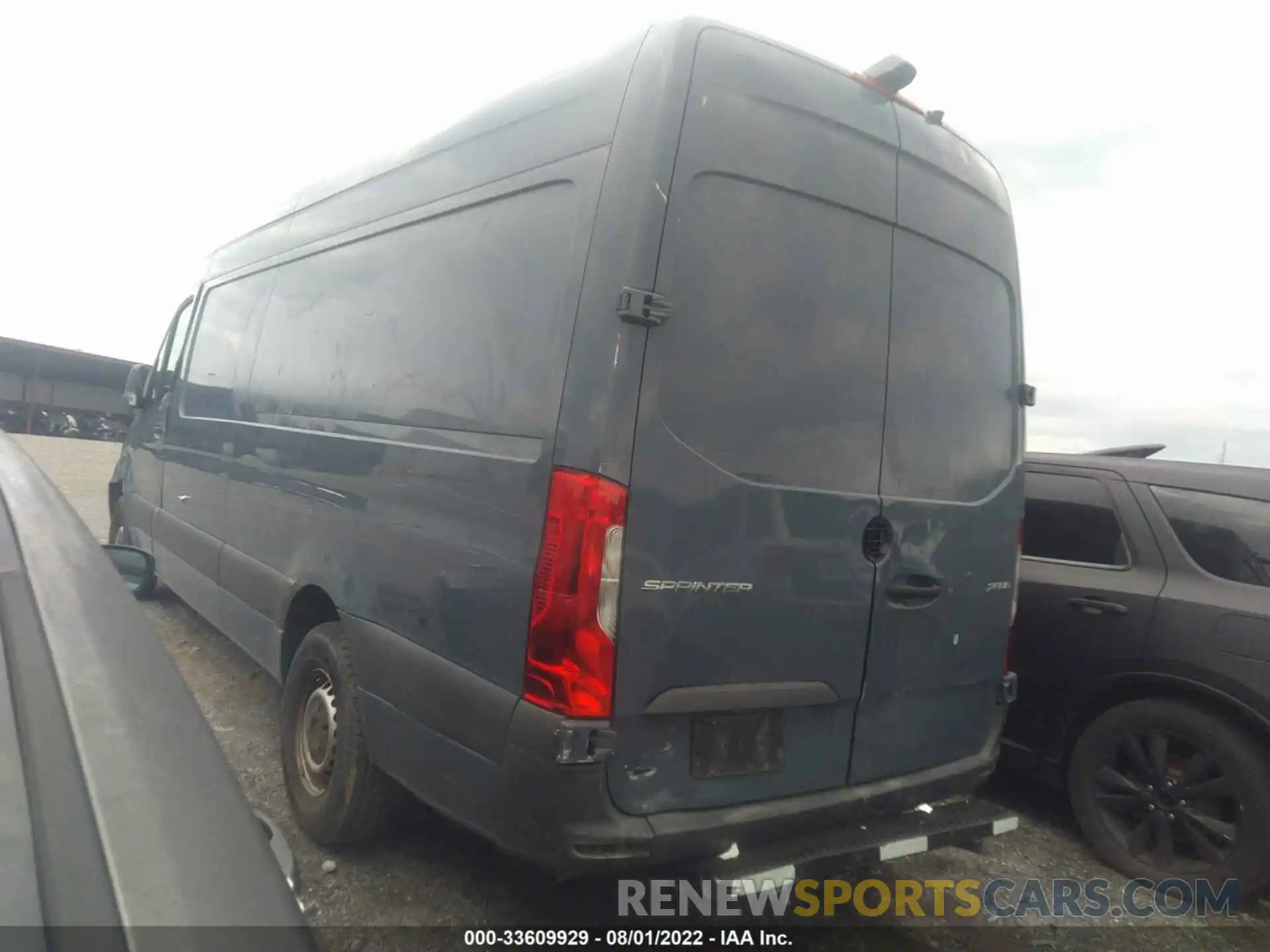 3 Фотография поврежденного автомобиля WD4PF1CD5KP124301 MERCEDES-BENZ SPRINTER VAN 2019