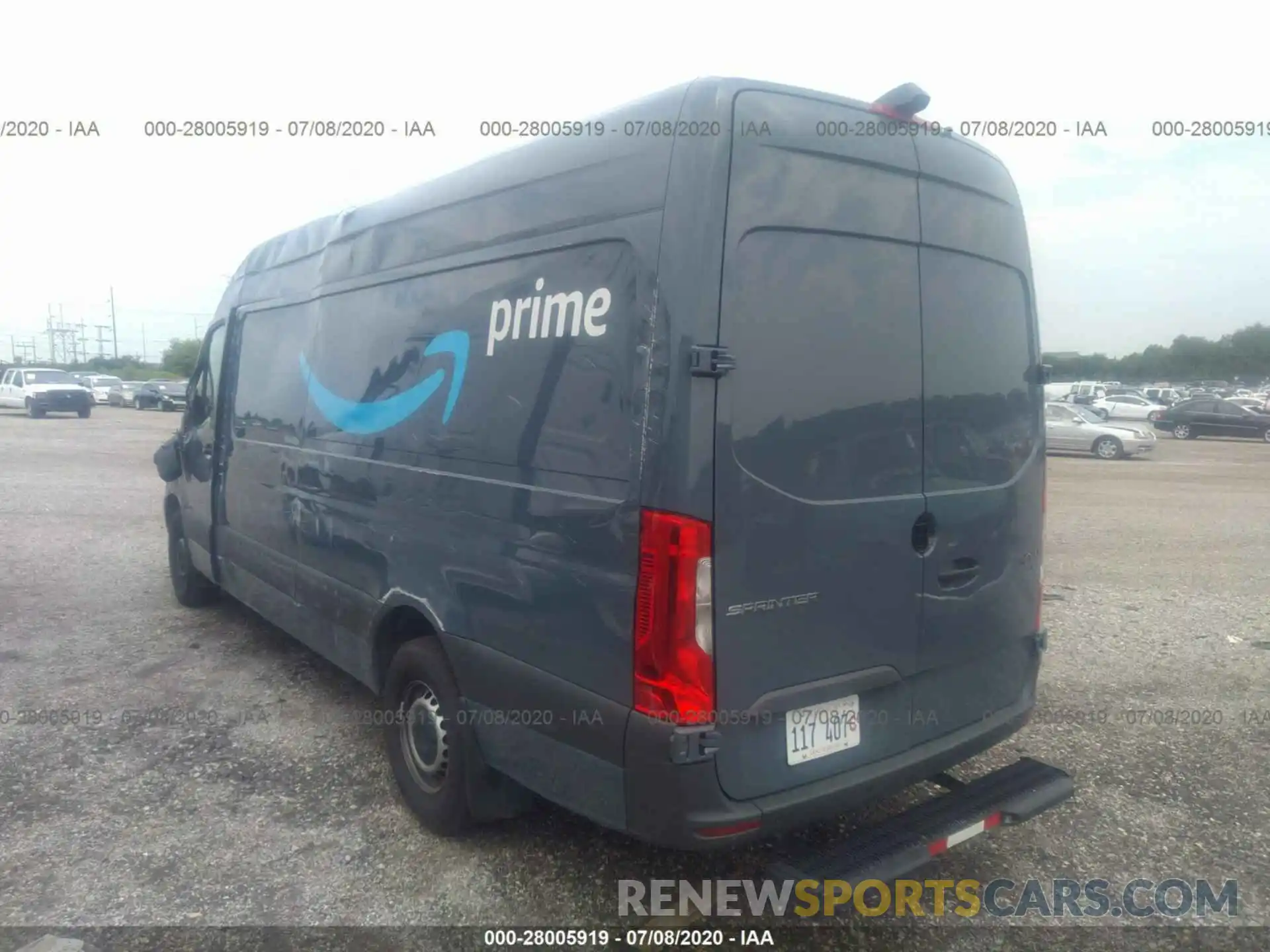 3 Фотография поврежденного автомобиля WD4PF1CD5KP133452 MERCEDES-BENZ SPRINTER VAN 2019