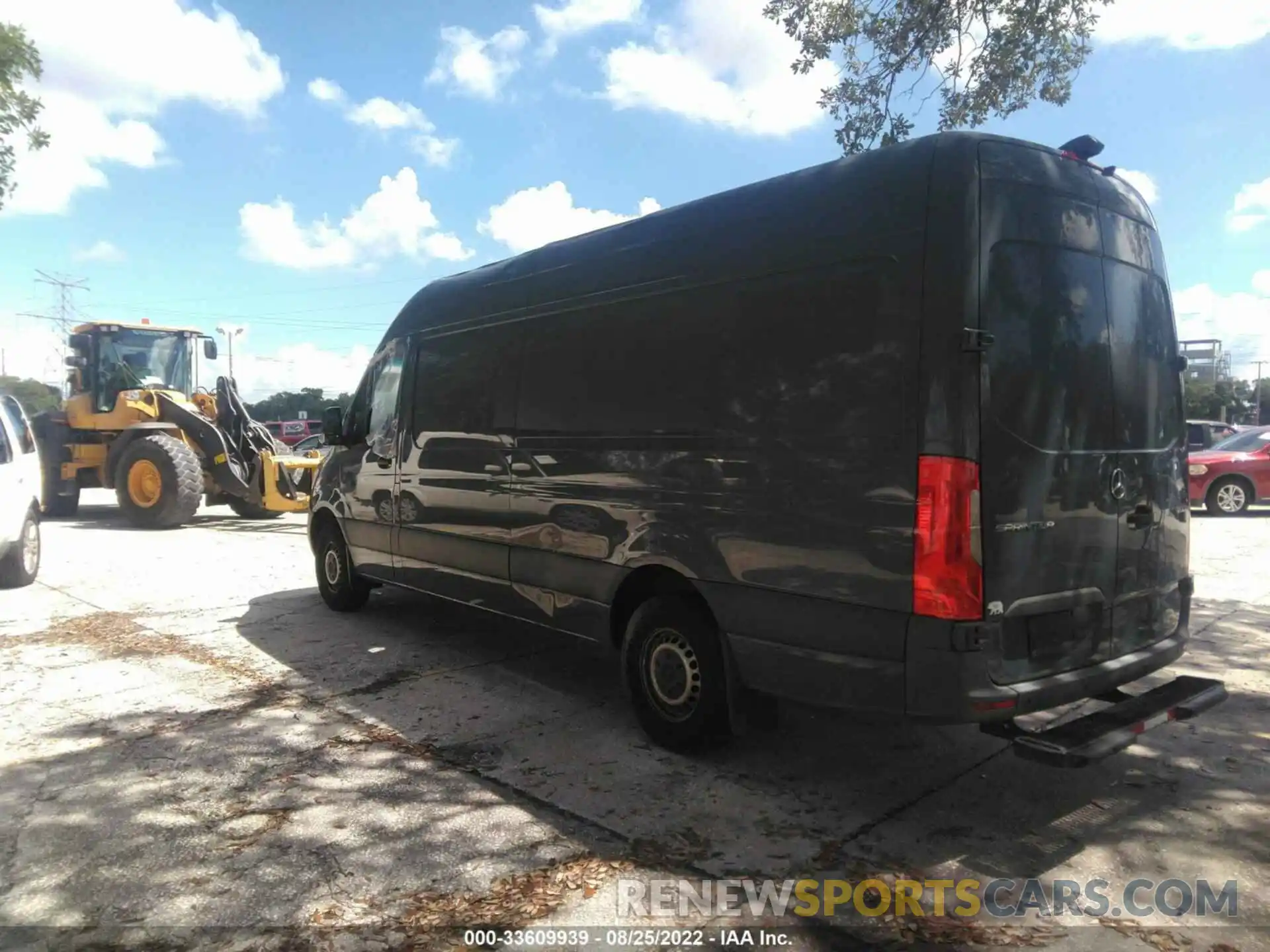 3 Фотография поврежденного автомобиля WD4PF1CD5KP140241 MERCEDES-BENZ SPRINTER VAN 2019