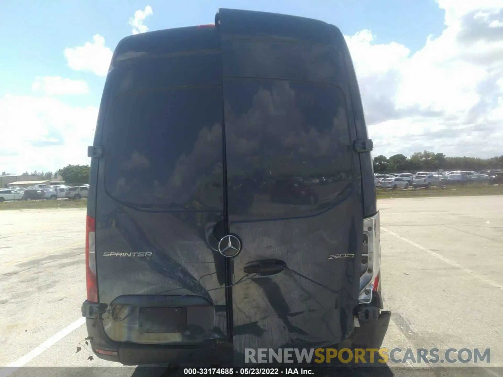 6 Photograph of a damaged car WD4PF1CD5KT012282 MERCEDES-BENZ SPRINTER VAN 2019