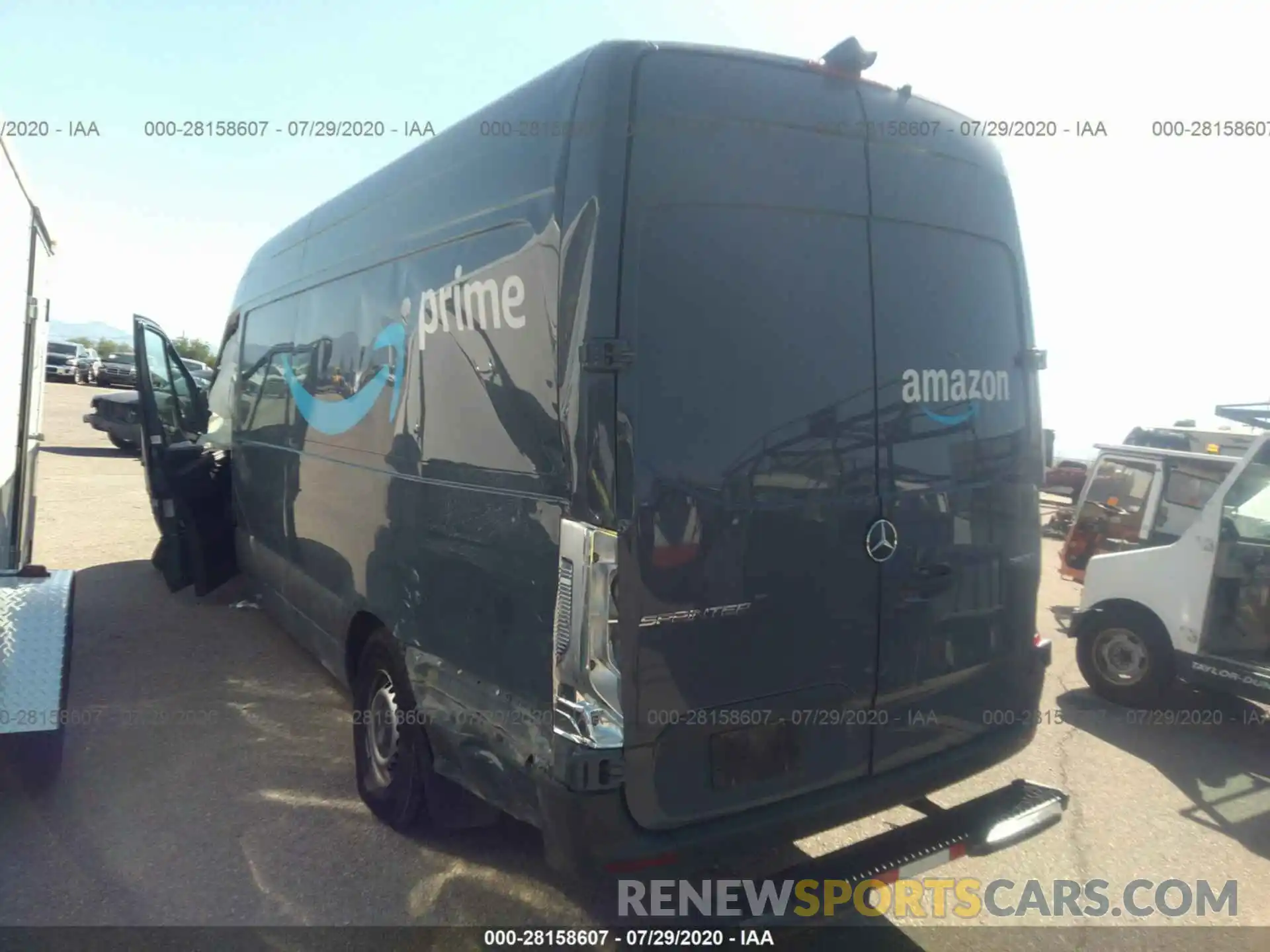 3 Фотография поврежденного автомобиля WD4PF1CD6KP121374 MERCEDES-BENZ SPRINTER VAN 2019