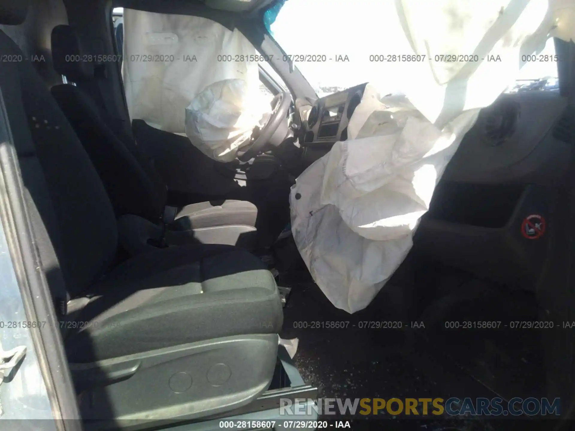 5 Photograph of a damaged car WD4PF1CD6KP121374 MERCEDES-BENZ SPRINTER VAN 2019