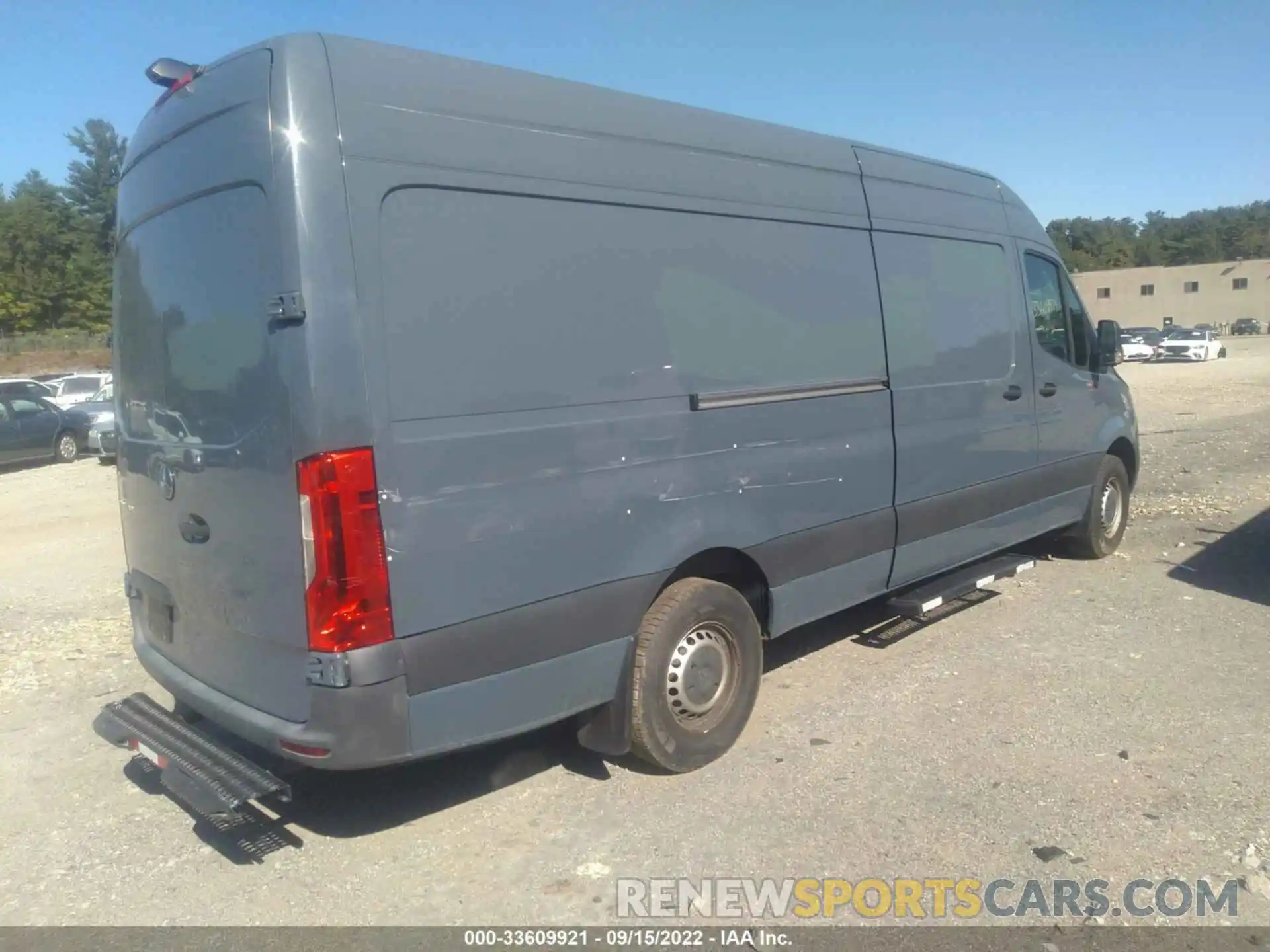 4 Photograph of a damaged car WD4PF1CD6KP132374 MERCEDES-BENZ SPRINTER VAN 2019