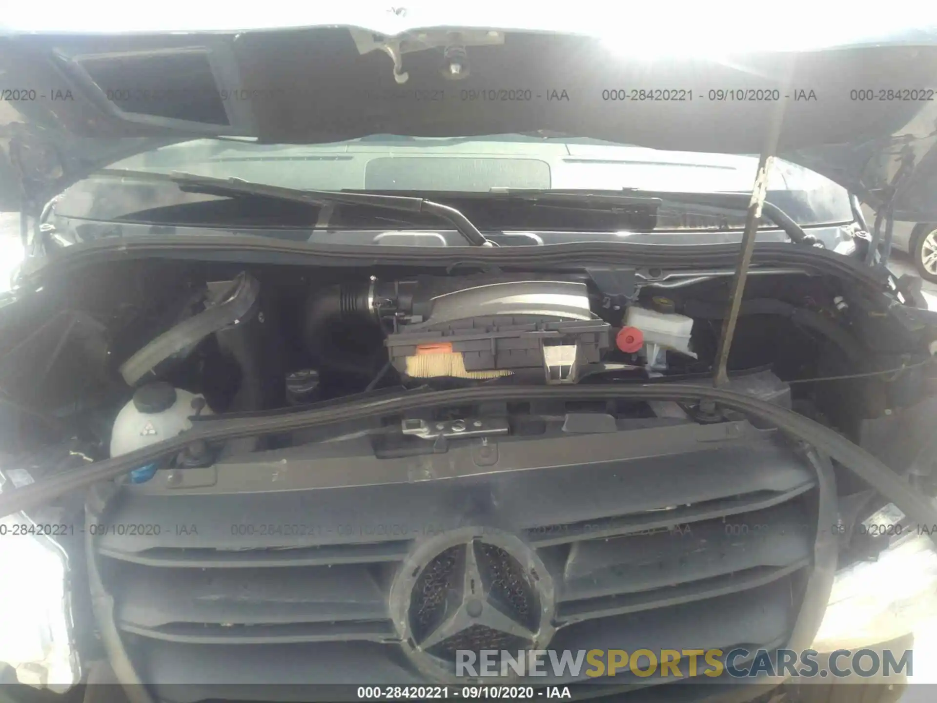 10 Photograph of a damaged car WD4PF1CD6KP137008 MERCEDES-BENZ SPRINTER VAN 2019