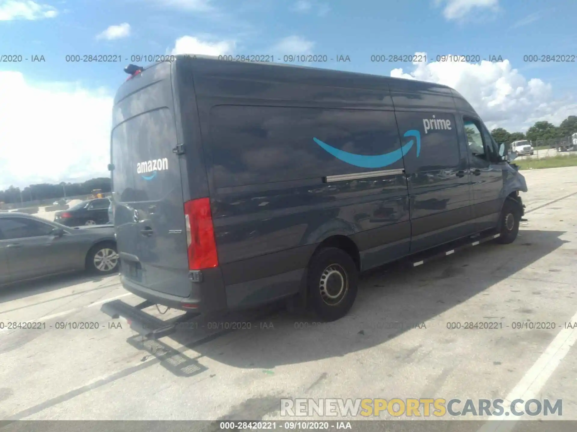 4 Фотография поврежденного автомобиля WD4PF1CD6KP137008 MERCEDES-BENZ SPRINTER VAN 2019