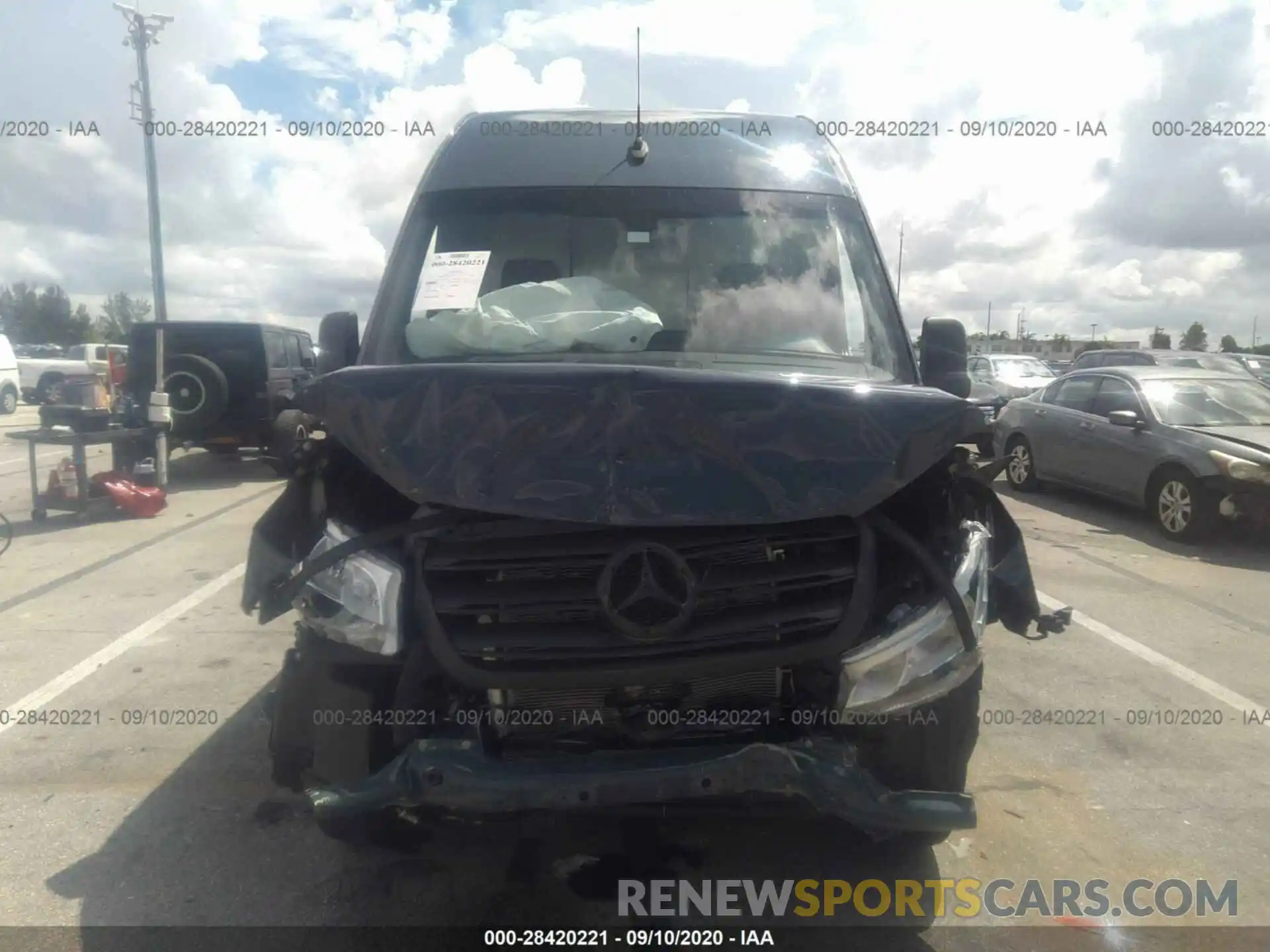 6 Photograph of a damaged car WD4PF1CD6KP137008 MERCEDES-BENZ SPRINTER VAN 2019