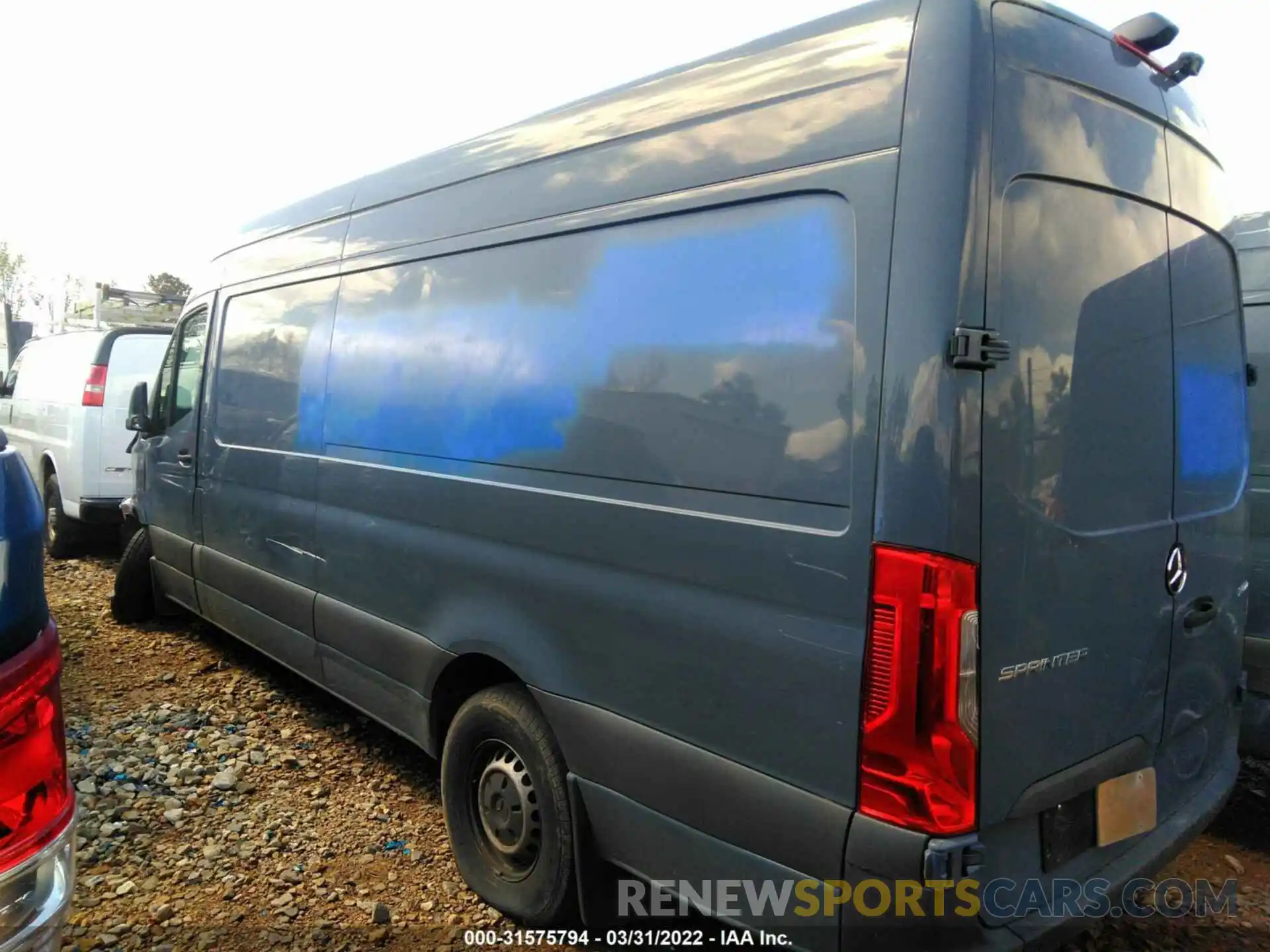 3 Фотография поврежденного автомобиля WD4PF1CD6KP146338 MERCEDES-BENZ SPRINTER VAN 2019