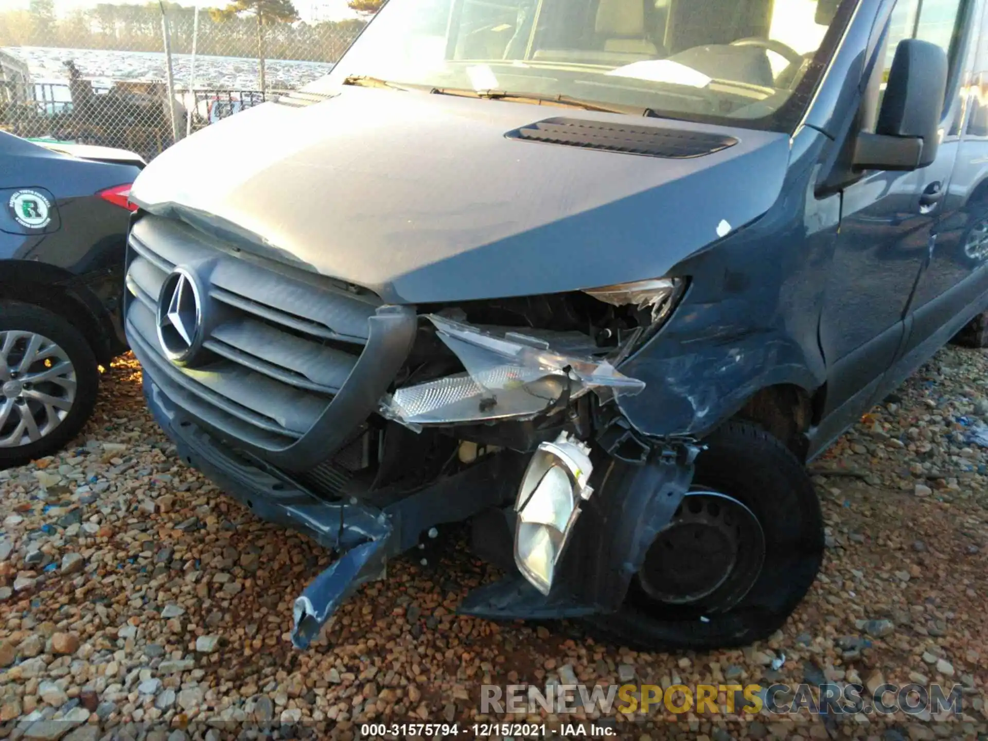 6 Photograph of a damaged car WD4PF1CD6KP146338 MERCEDES-BENZ SPRINTER VAN 2019