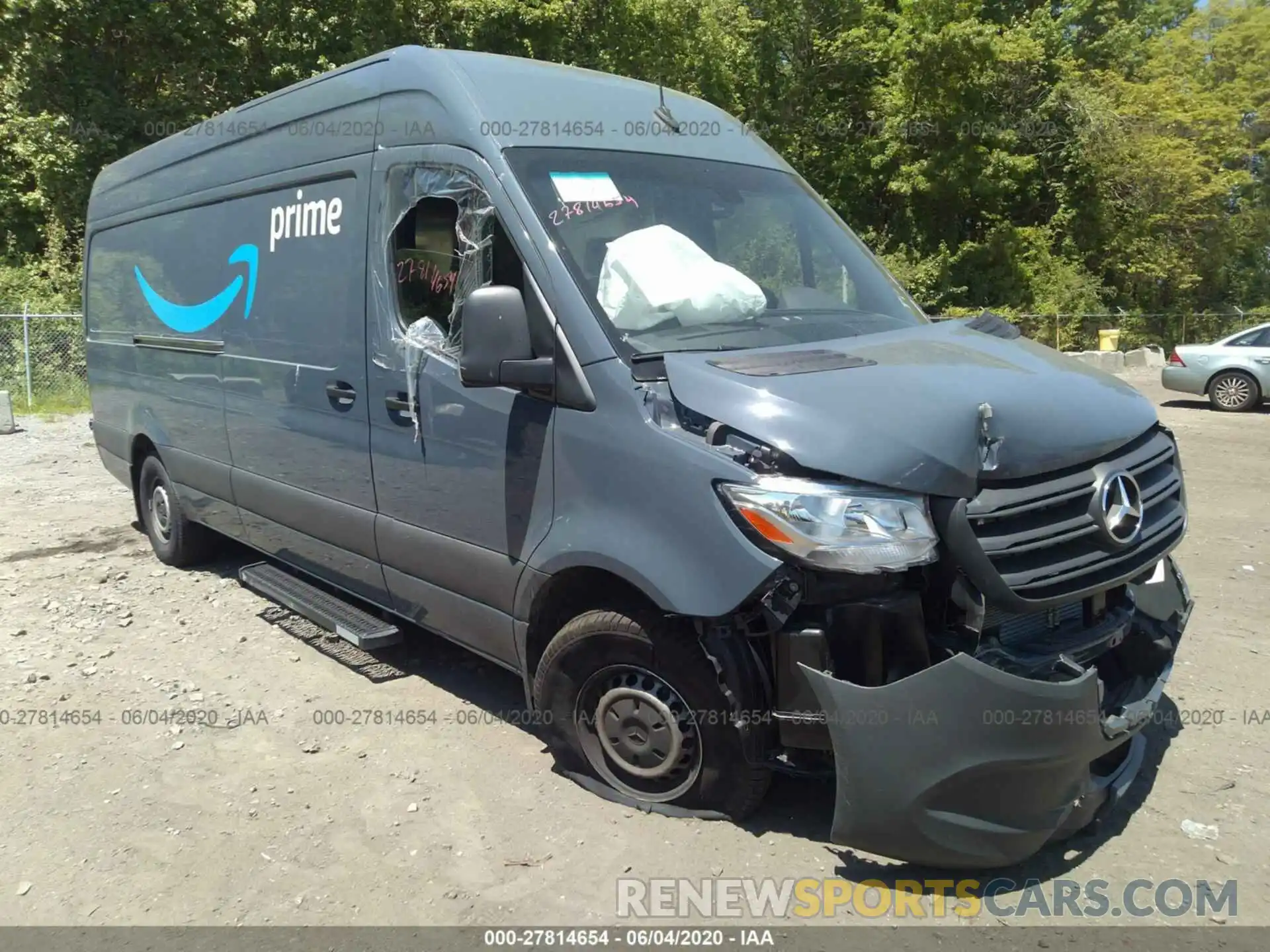 1 Photograph of a damaged car WD4PF1CD8KP111235 MERCEDES-BENZ SPRINTER VAN 2019