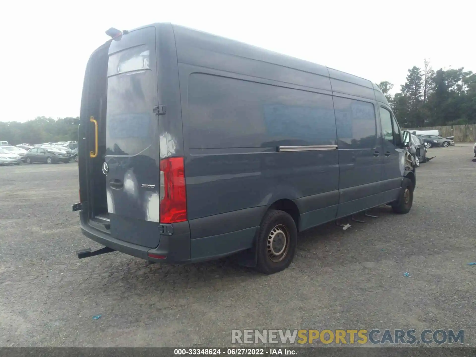 4 Фотография поврежденного автомобиля WD4PF1CD8KP131016 MERCEDES-BENZ SPRINTER VAN 2019