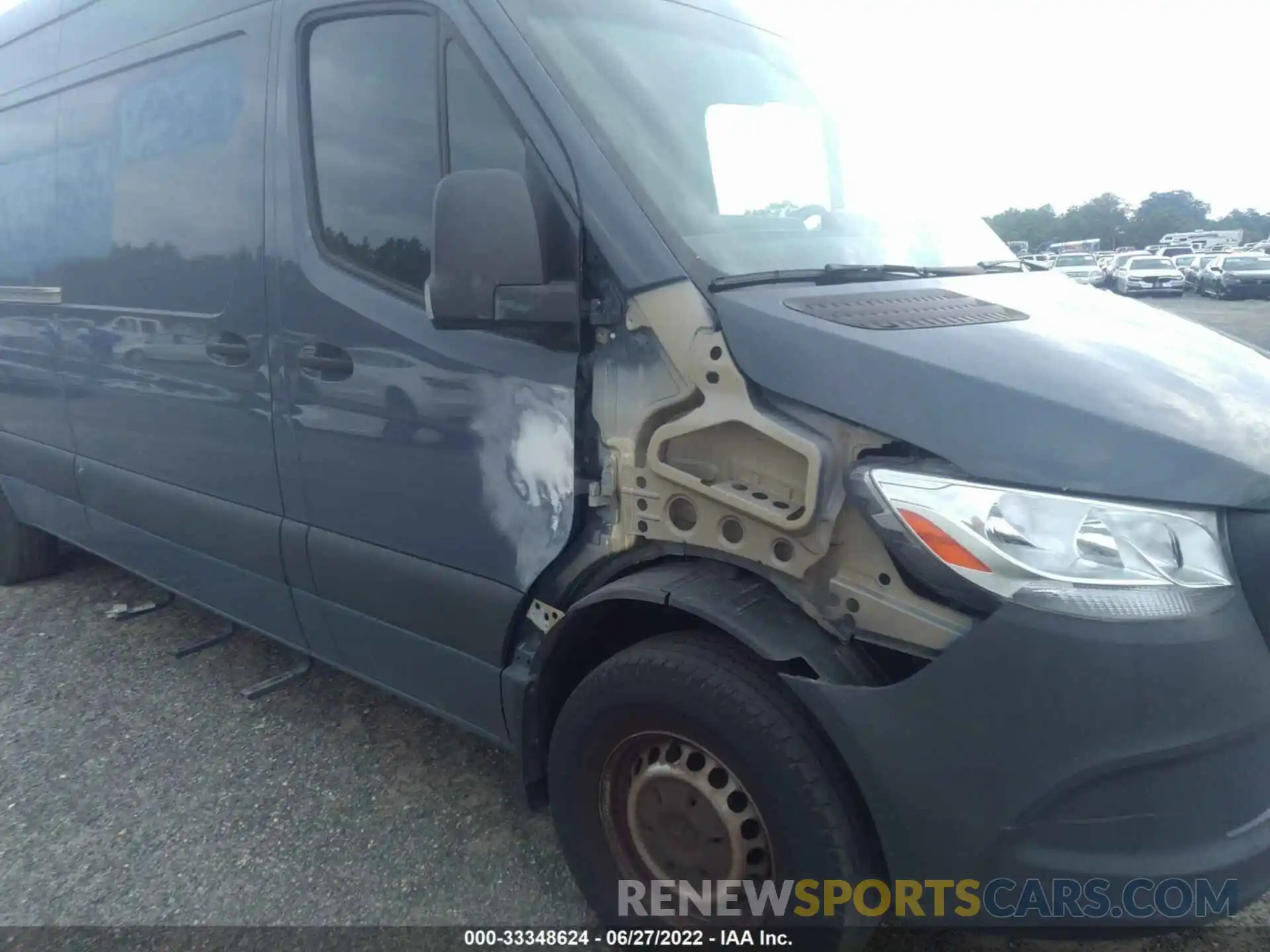 6 Photograph of a damaged car WD4PF1CD8KP131016 MERCEDES-BENZ SPRINTER VAN 2019