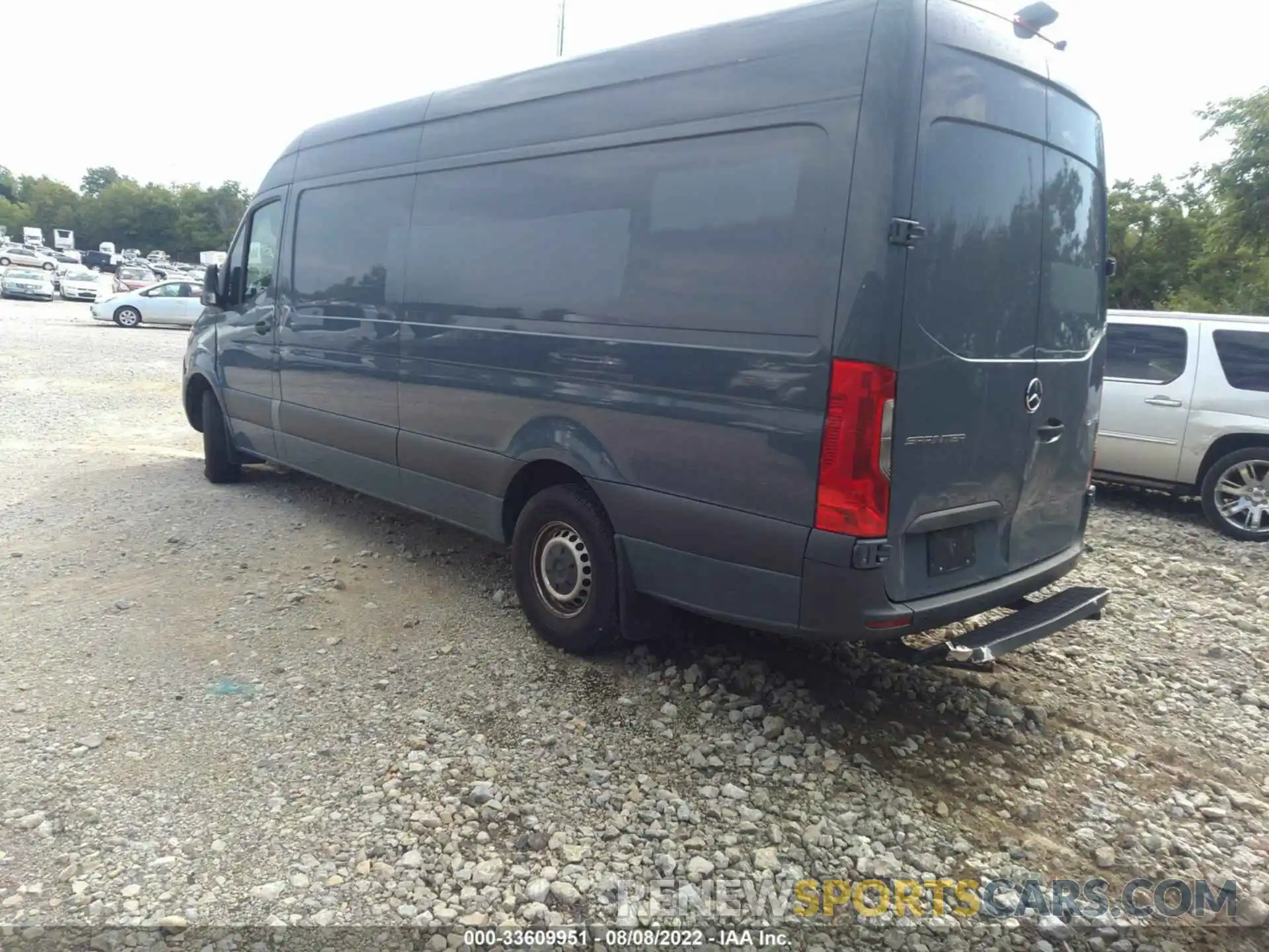 3 Фотография поврежденного автомобиля WD4PF1CD8KP142095 MERCEDES-BENZ SPRINTER VAN 2019