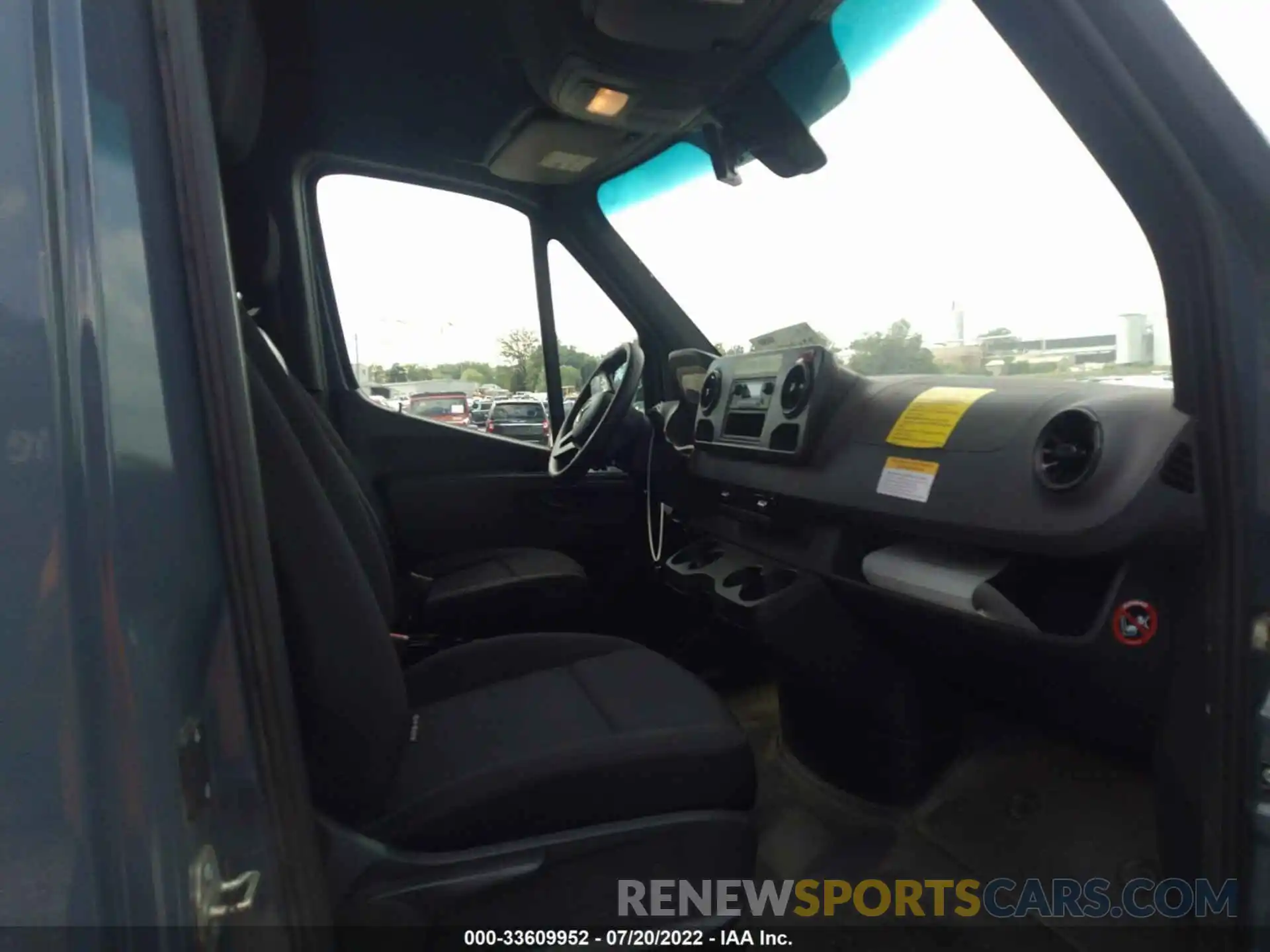 5 Photograph of a damaged car WD4PF1CD8KP143831 MERCEDES-BENZ SPRINTER VAN 2019