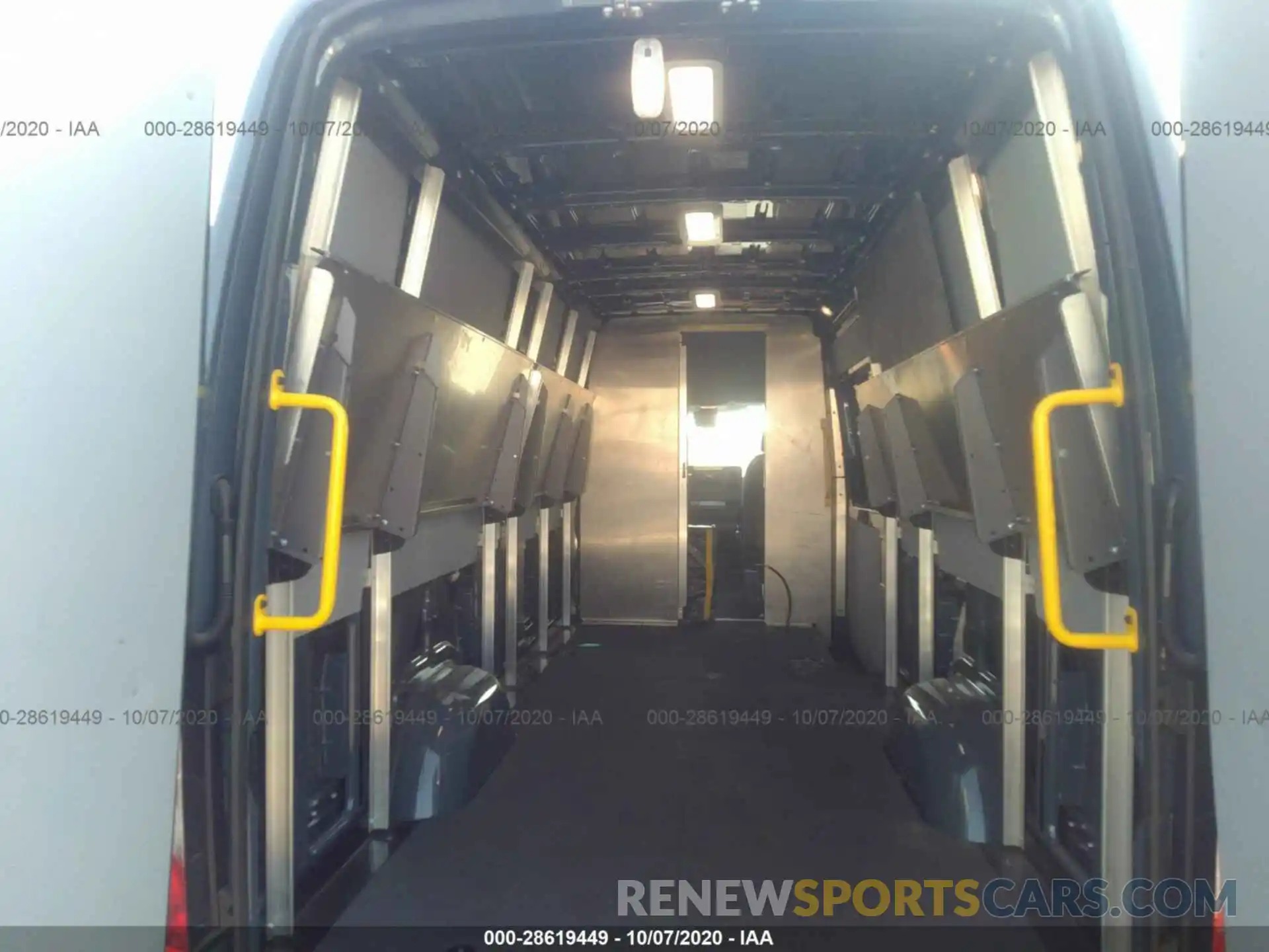 8 Photograph of a damaged car WD4PF1CD9KP136368 MERCEDES-BENZ SPRINTER VAN 2019