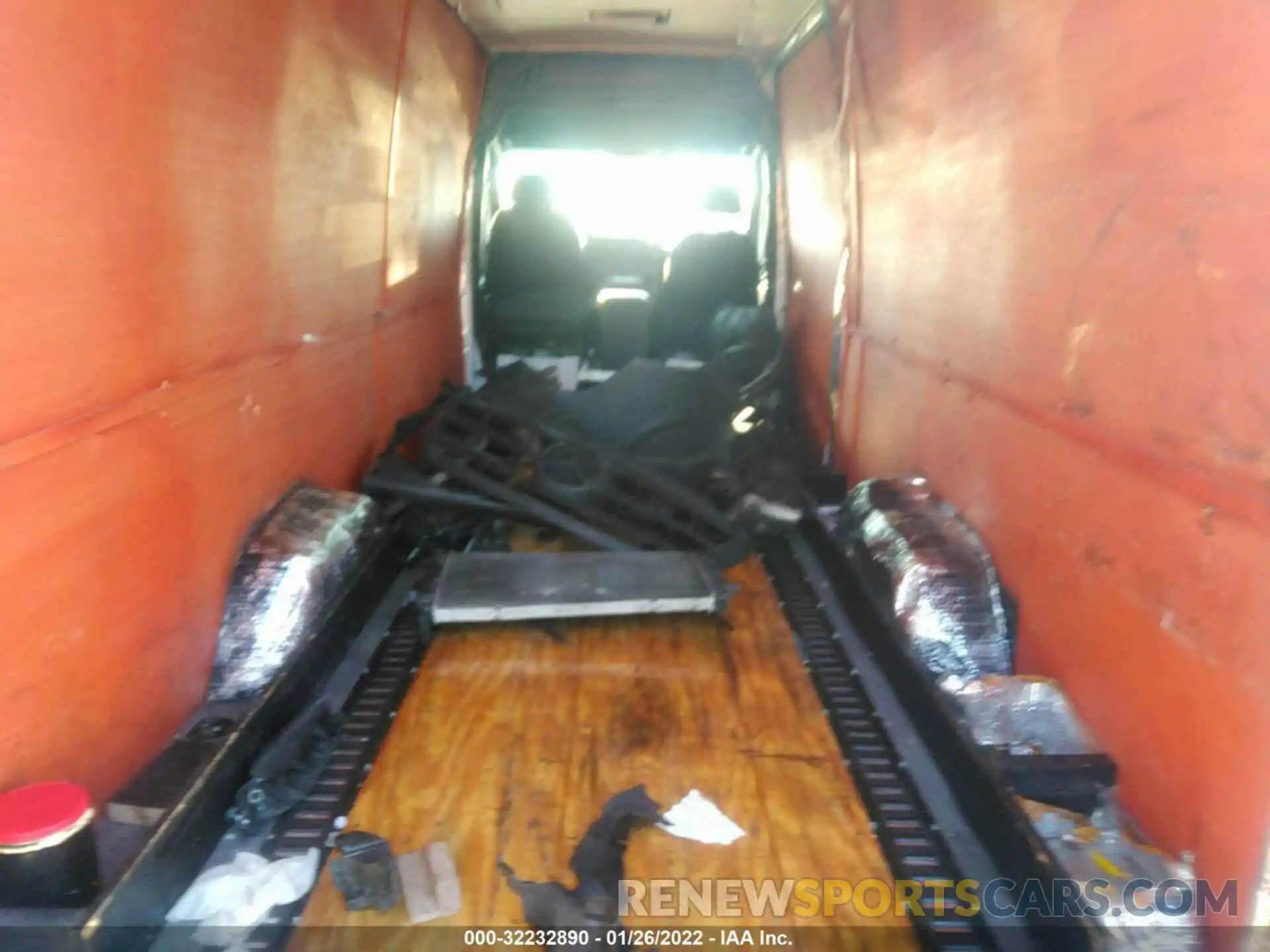 8 Photograph of a damaged car WD4PF1CD9KT002614 MERCEDES-BENZ SPRINTER VAN 2019