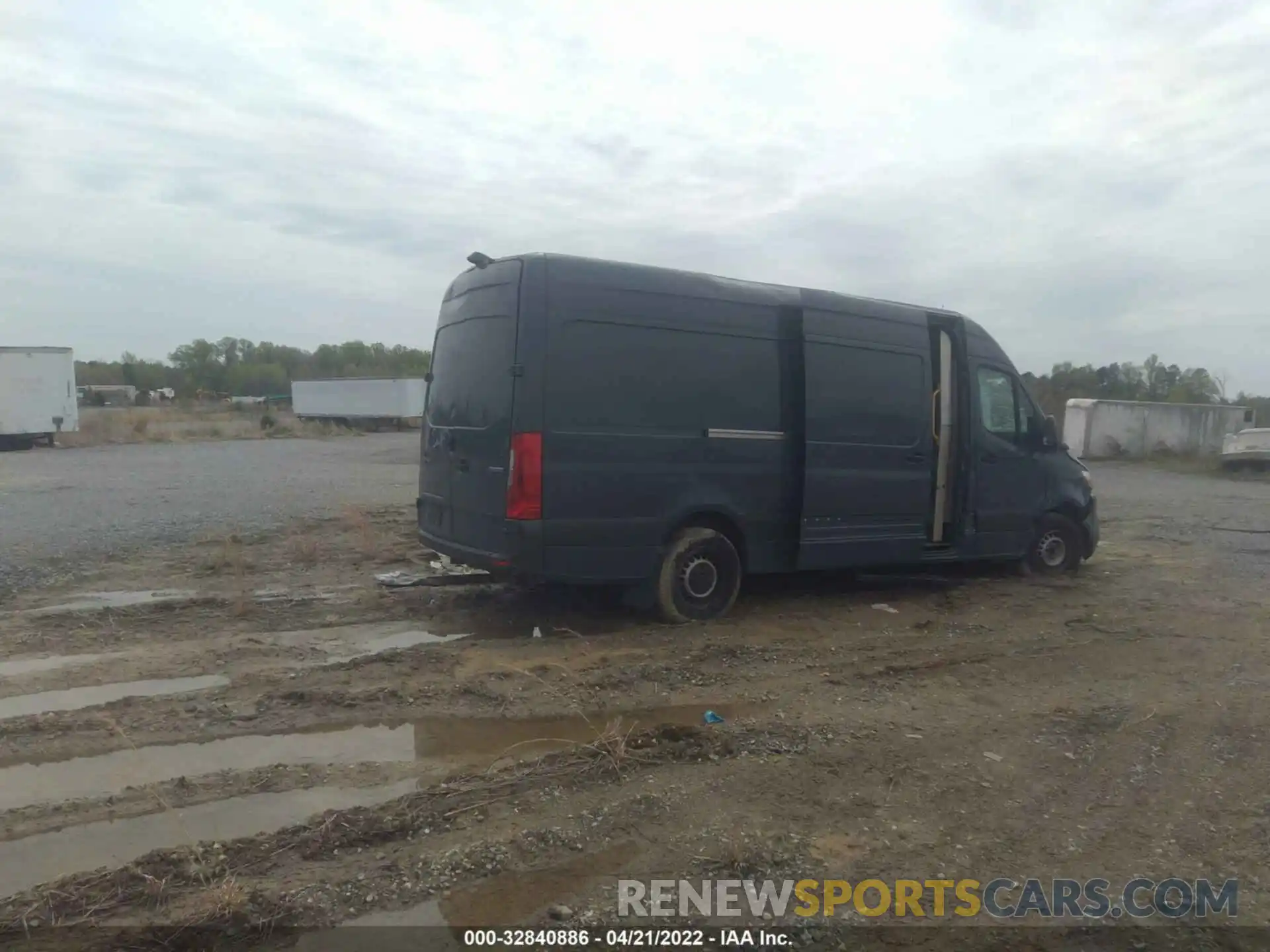 4 Фотография поврежденного автомобиля WD4PF1CD9KT006906 MERCEDES-BENZ SPRINTER VAN 2019