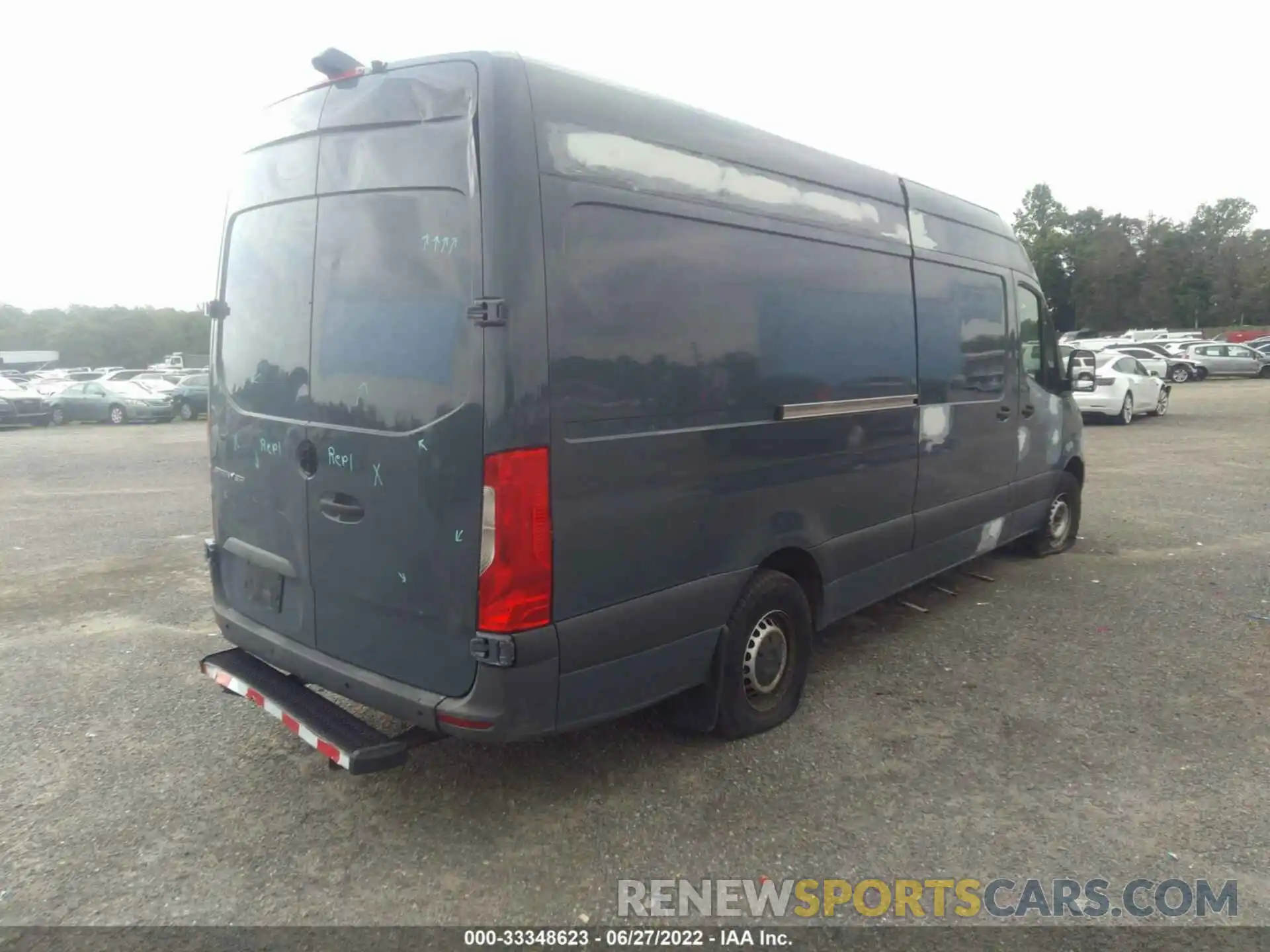 4 Фотография поврежденного автомобиля WD4PF1CDXKT006431 MERCEDES-BENZ SPRINTER VAN 2019