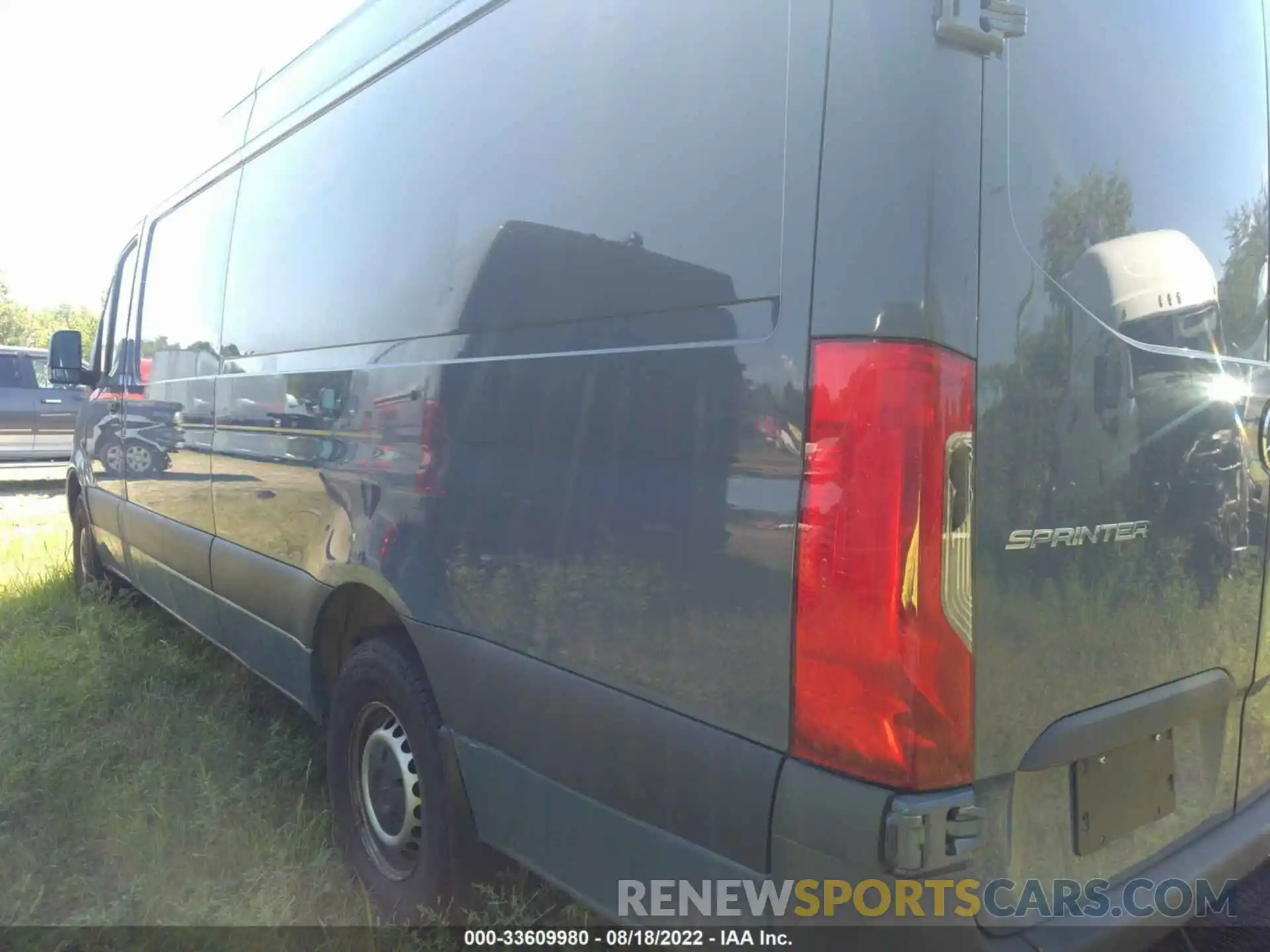 3 Photograph of a damaged car WD4PF1CDXKT012780 MERCEDES-BENZ SPRINTER VAN 2019