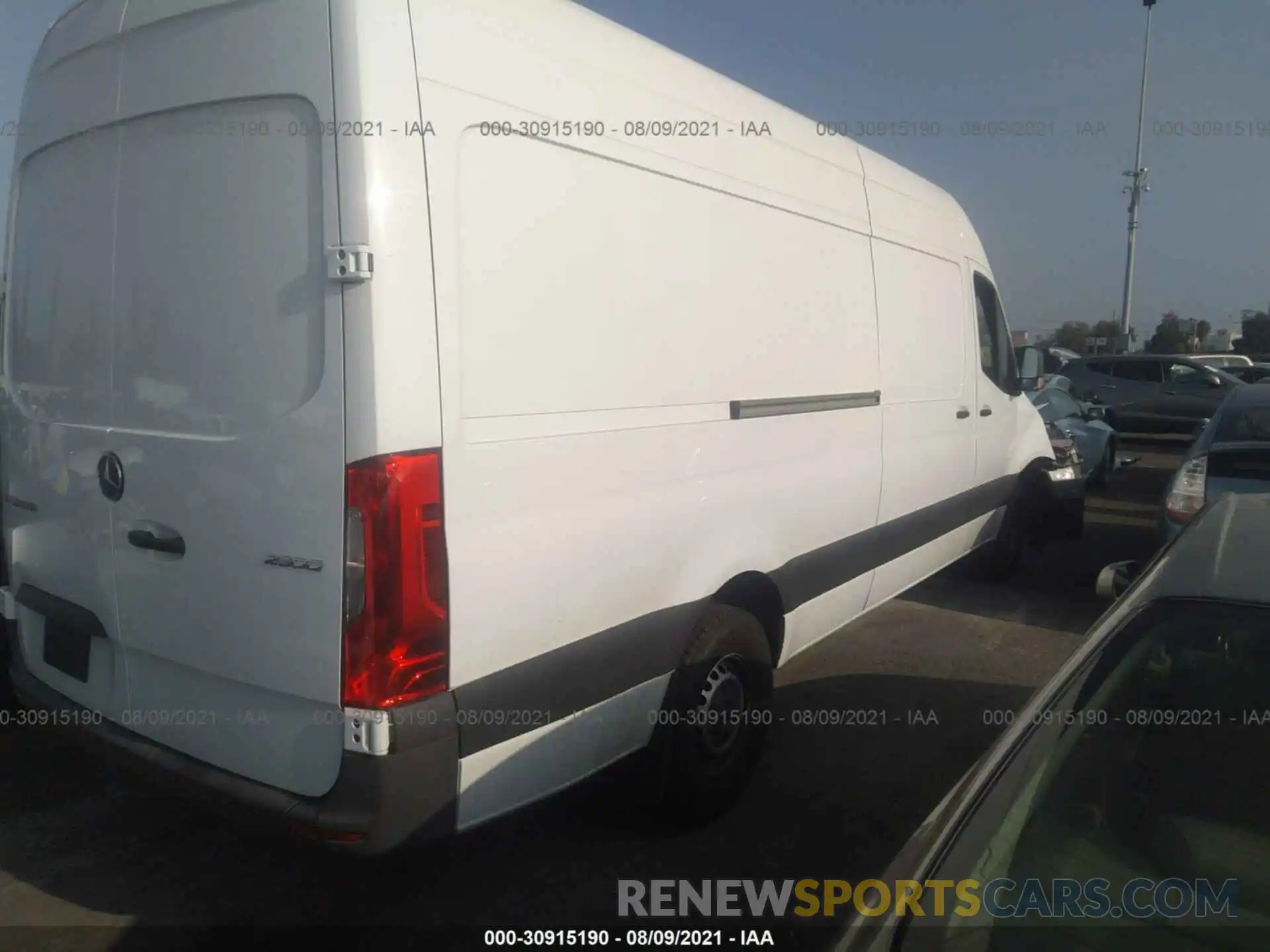 4 Photograph of a damaged car WD4PF1ED3KT008678 MERCEDES-BENZ SPRINTER VAN 2019