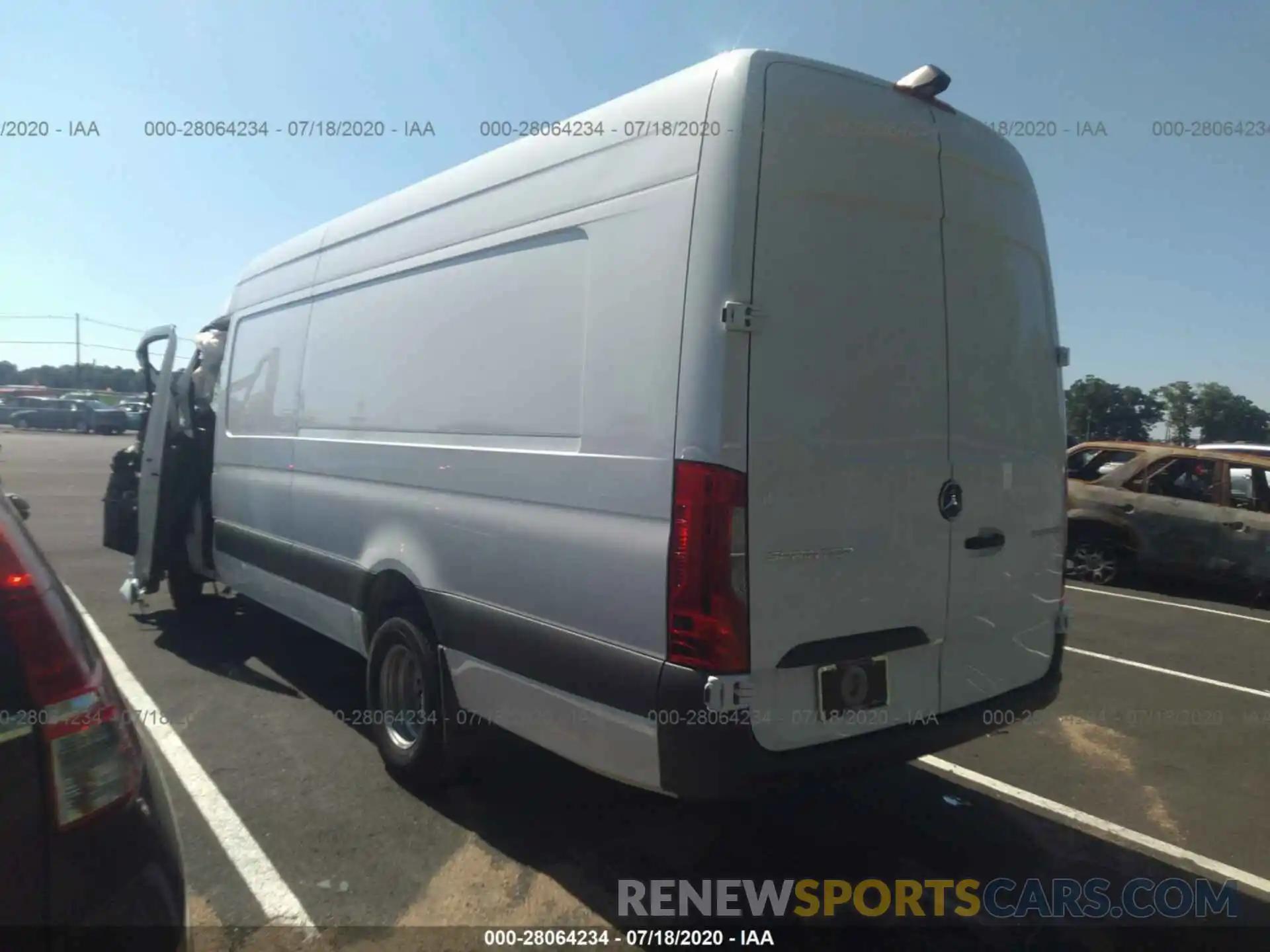 3 Фотография поврежденного автомобиля WD4PF4CDXKP171325 MERCEDES-BENZ SPRINTER VAN 2019