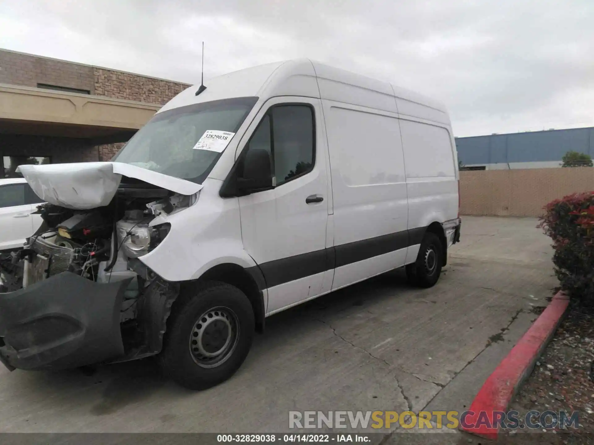 2 Photograph of a damaged car W1W4EBHY4LP256232 MERCEDES-BENZ SPRINTER VAN 2020