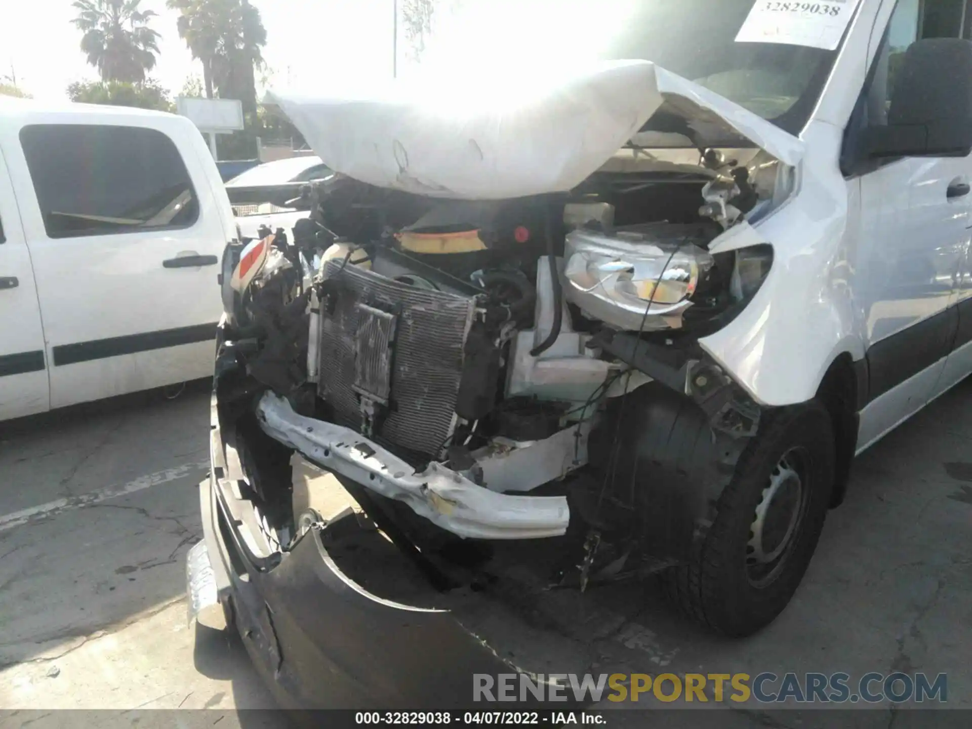 6 Photograph of a damaged car W1W4EBHY4LP256232 MERCEDES-BENZ SPRINTER VAN 2020