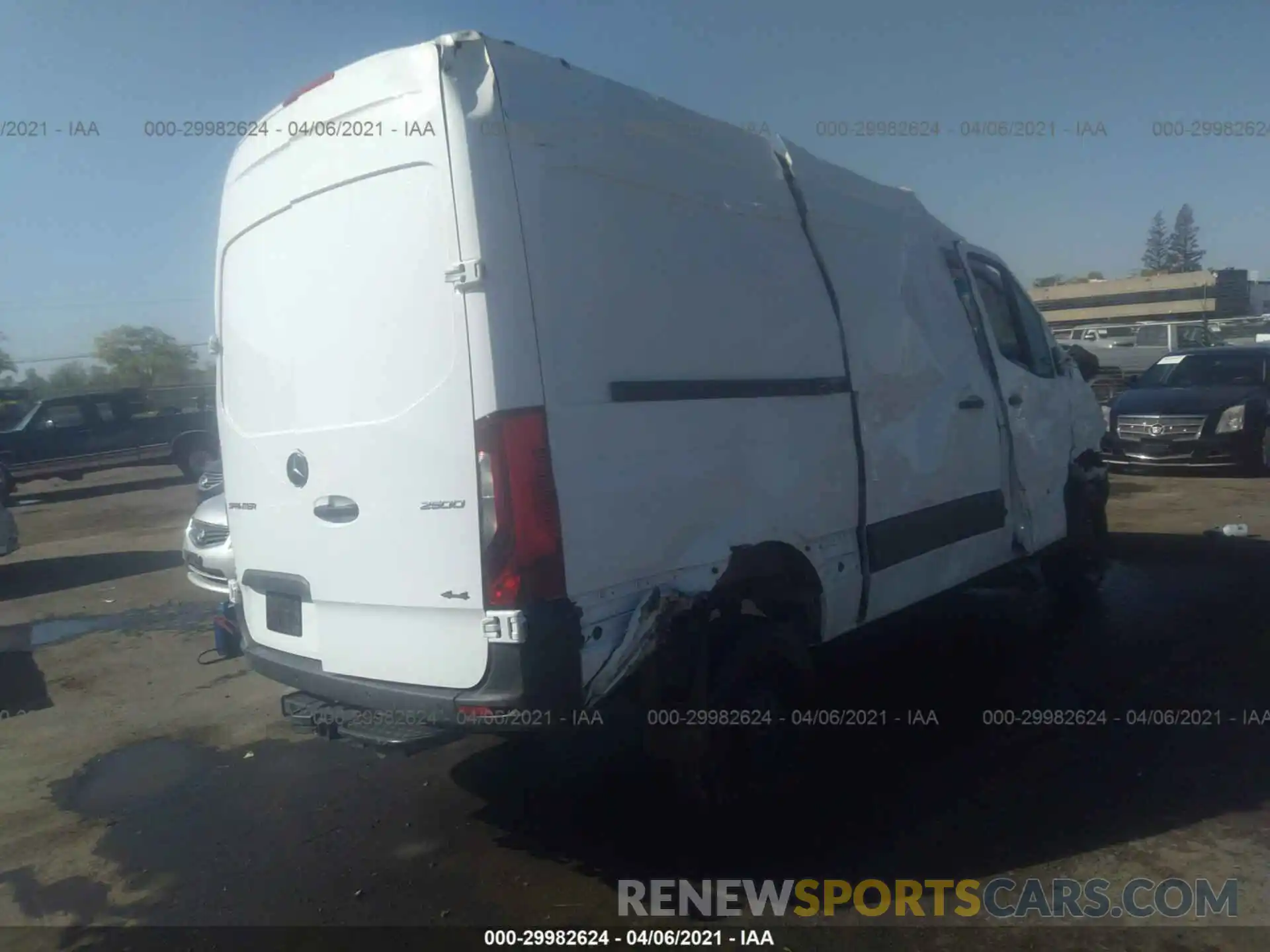 4 Photograph of a damaged car W1W4EBVYXLT021216 MERCEDES-BENZ SPRINTER VAN 2020