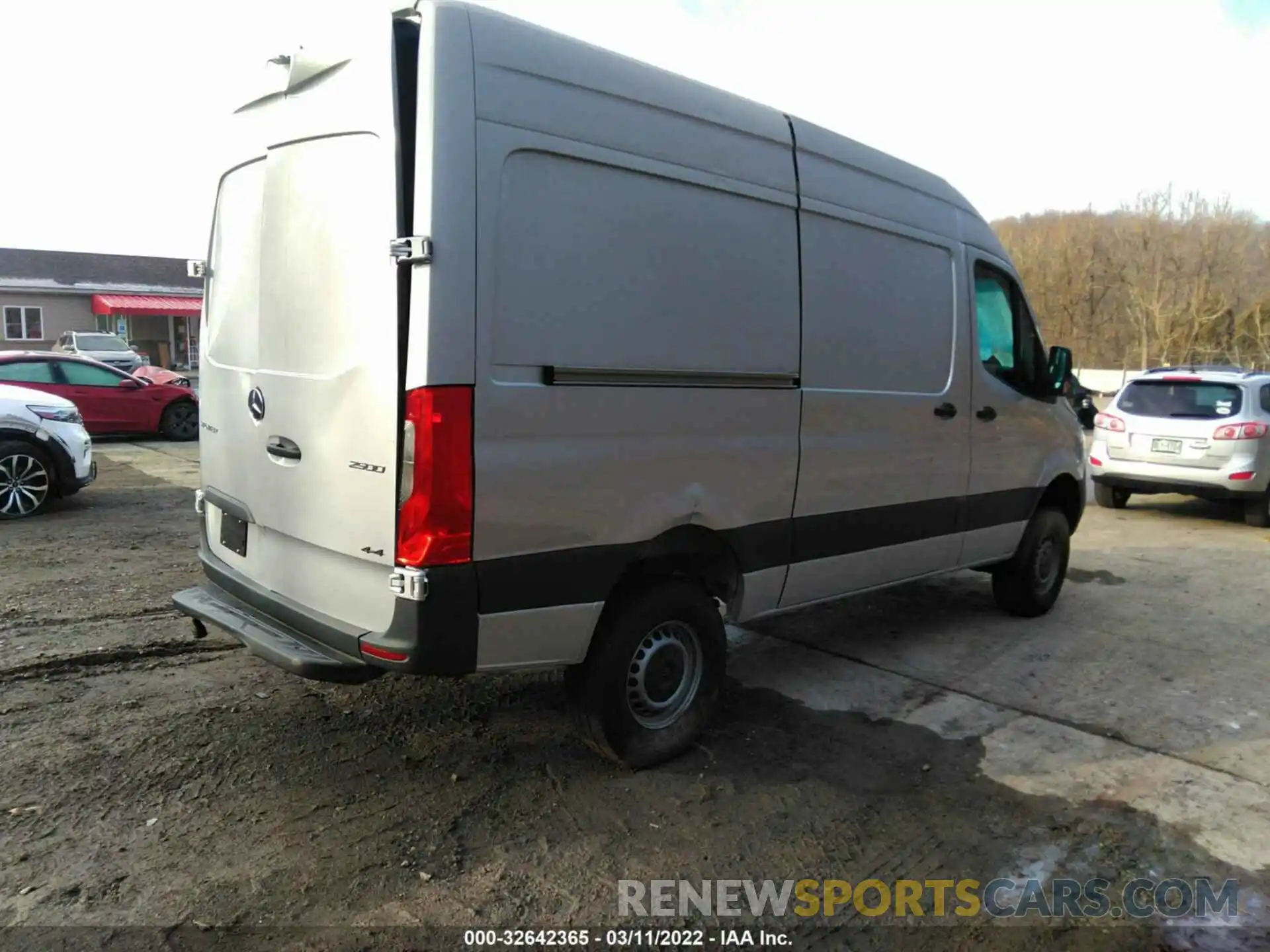 4 Photograph of a damaged car W1W4EBVYXLT033298 MERCEDES-BENZ SPRINTER VAN 2020